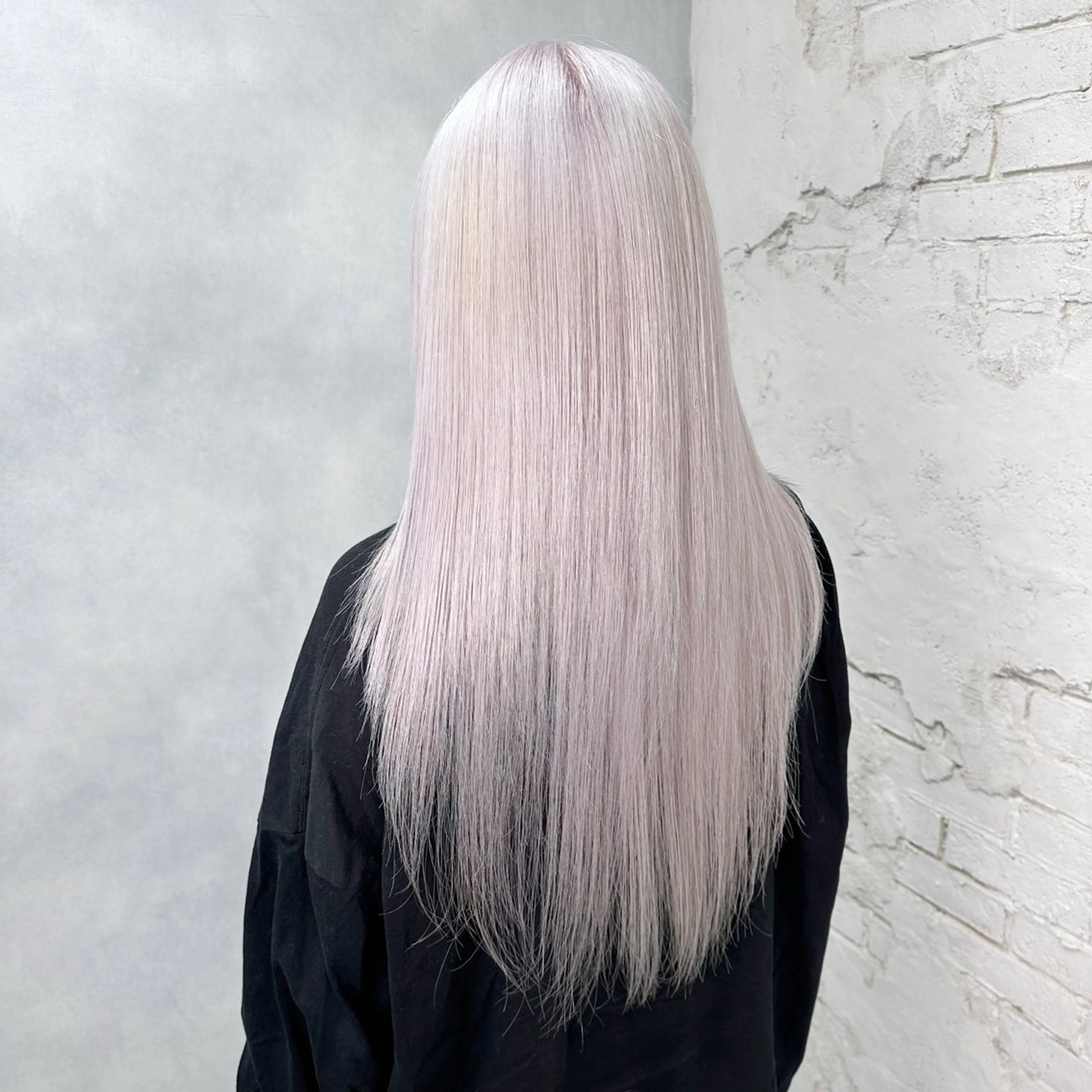 ロング カラー ベージュカラー ブリーチ ケアブリーチ ダブルカラー ハイトーンカラー カット ヘアカラー トリートメント レイヤーブリーチ特化 ホワイト専門/岸のヘアスタイル