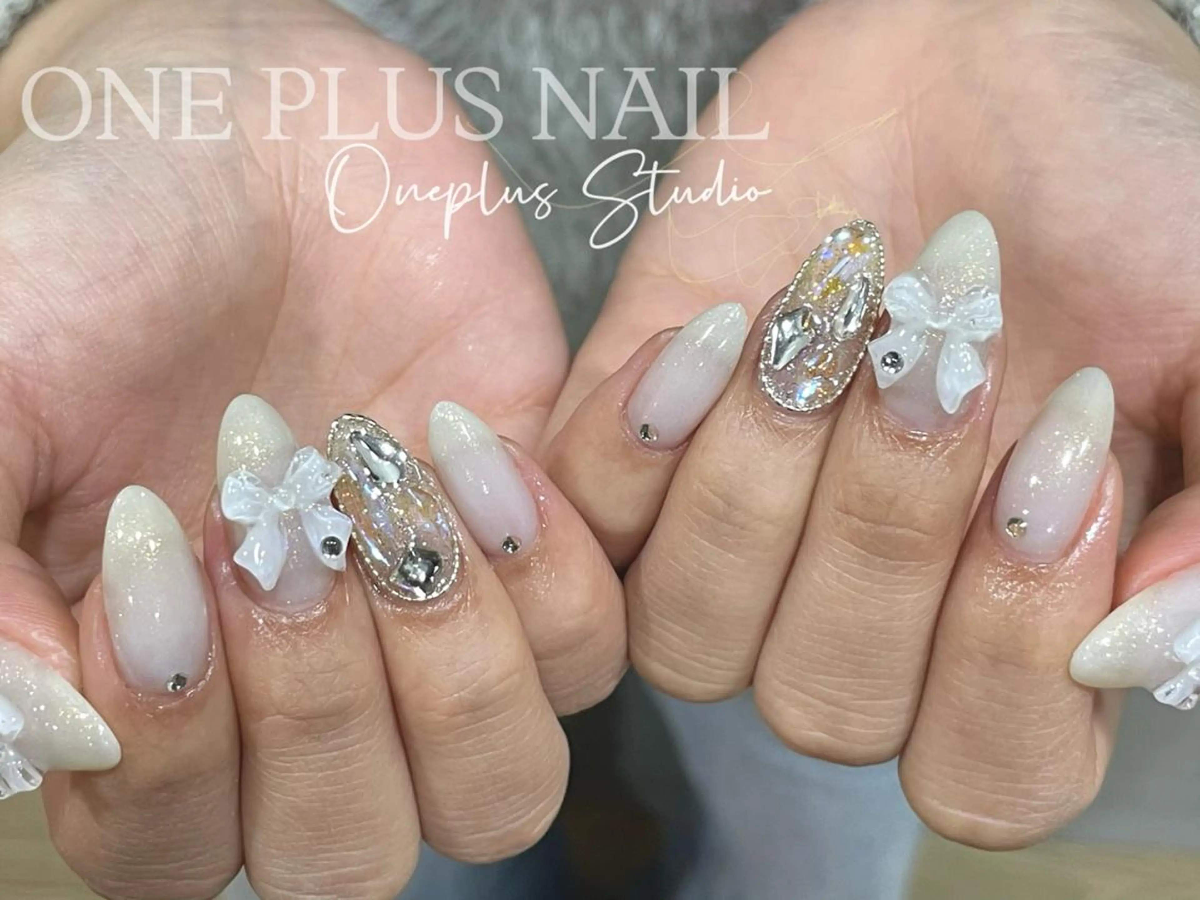 ネイル アートネイル オーロラネイル ガーリー キラキラネイル 韓国ネイル haruka 🧸のネイルデザイン