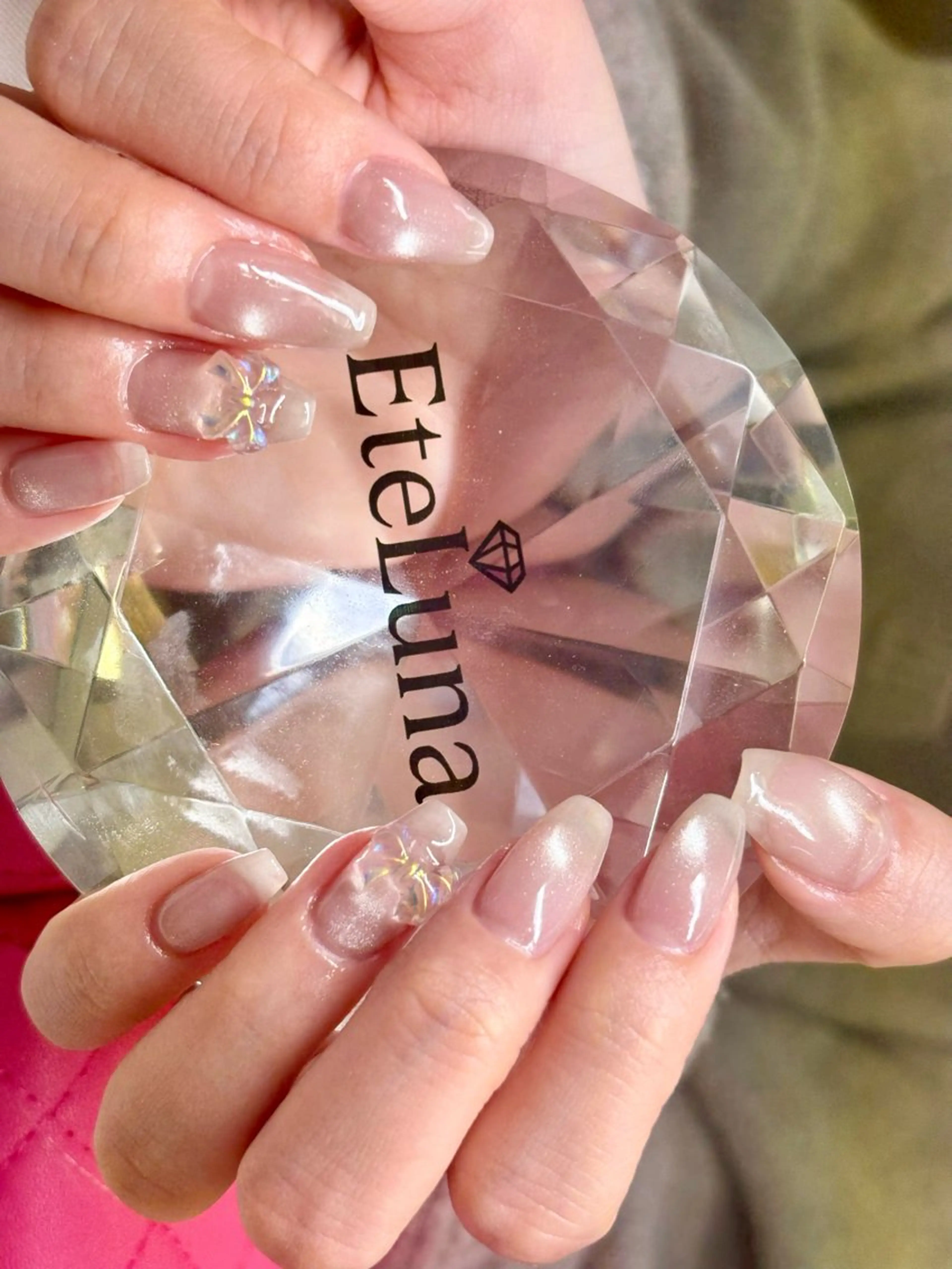 ネイル マグネットネイル ハンドネイル ハンドケア ETE LUNA NAILのネイルデザイン