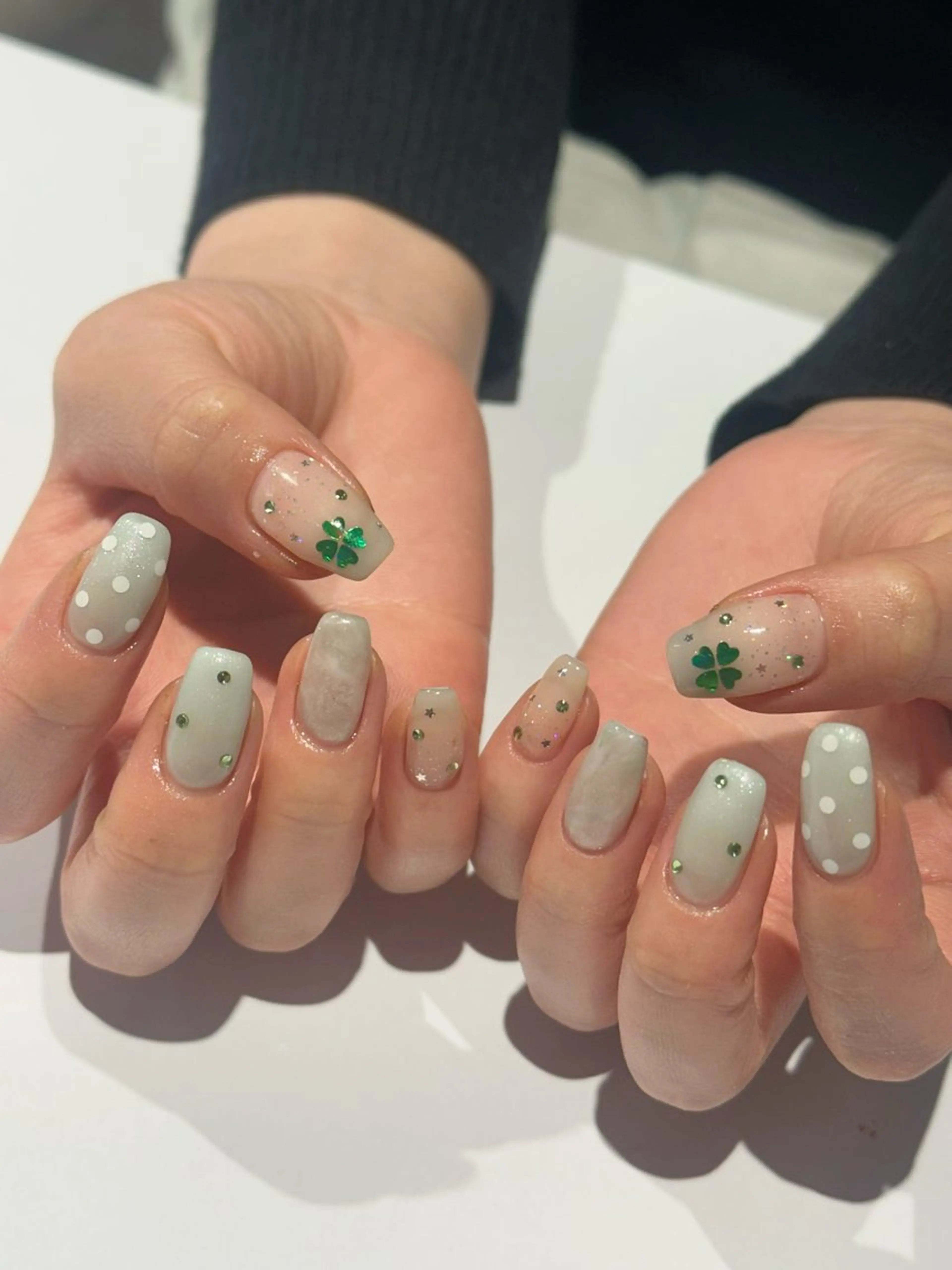 ネイル ハンドネイル 西田 花音のネイルデザイン