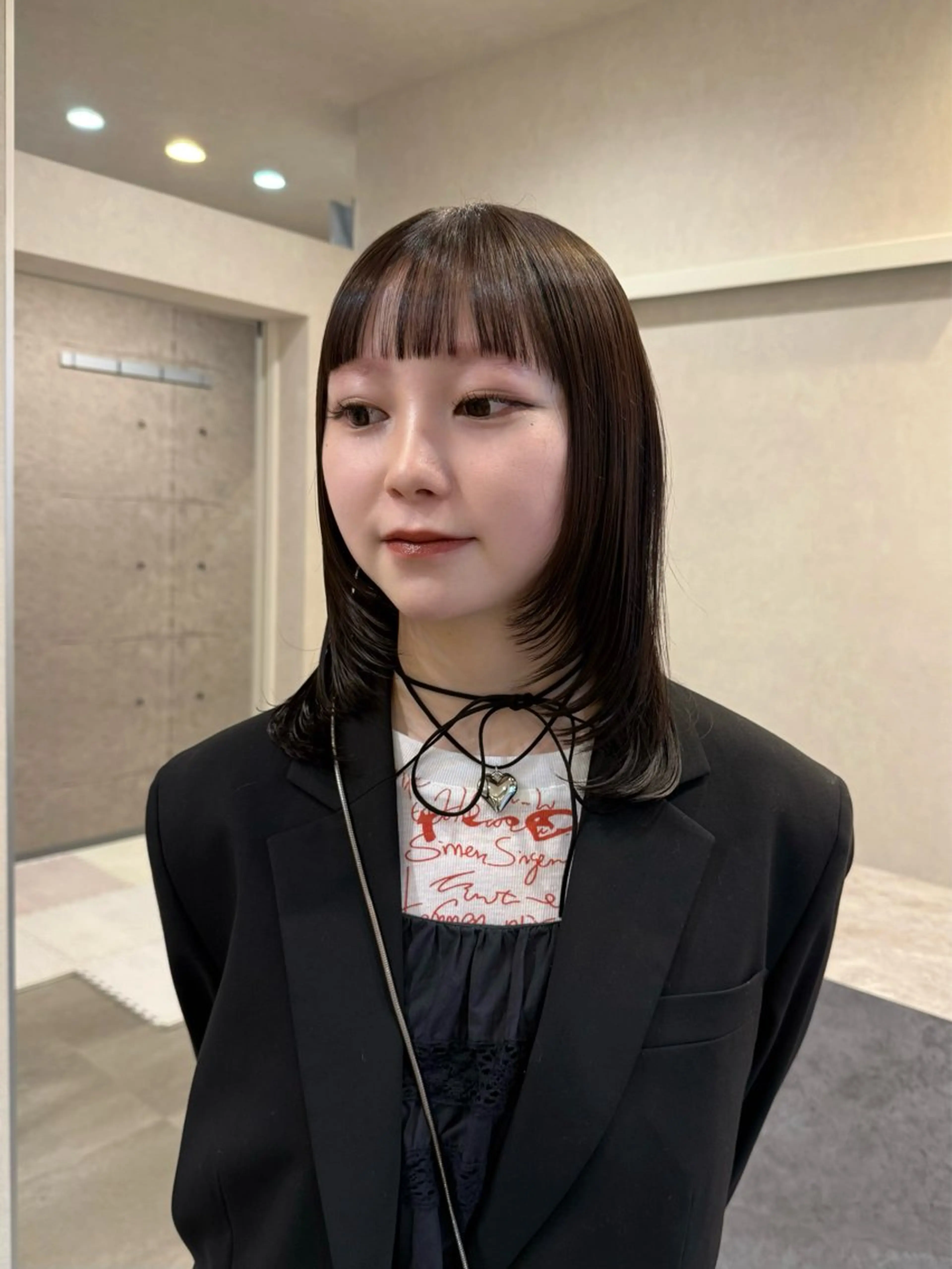 ミディアム 山元 くるみのヘアスタイル