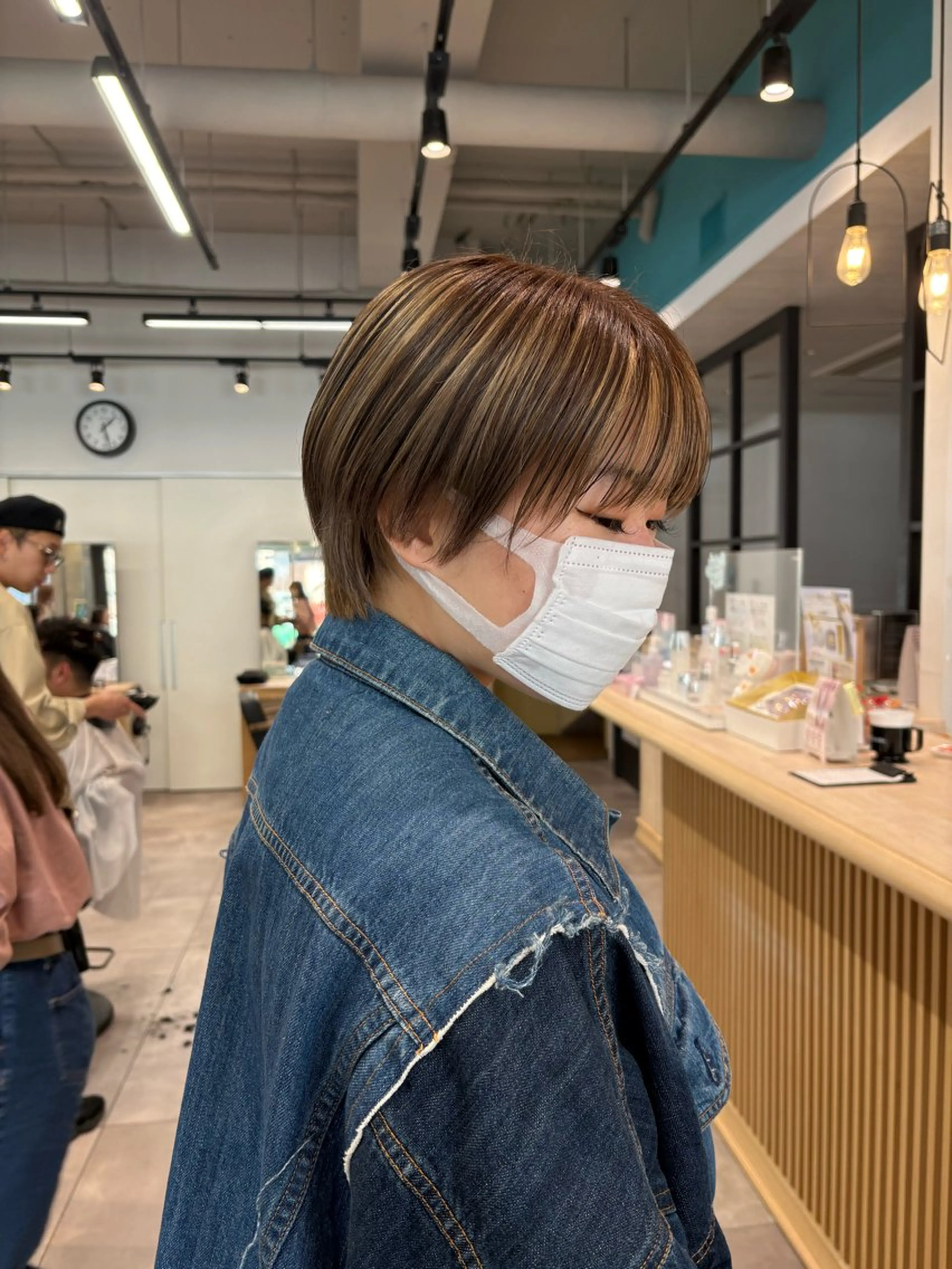 ショート カット ヘアカラー ショート・ボブ 🌈chinaのヘアスタイル