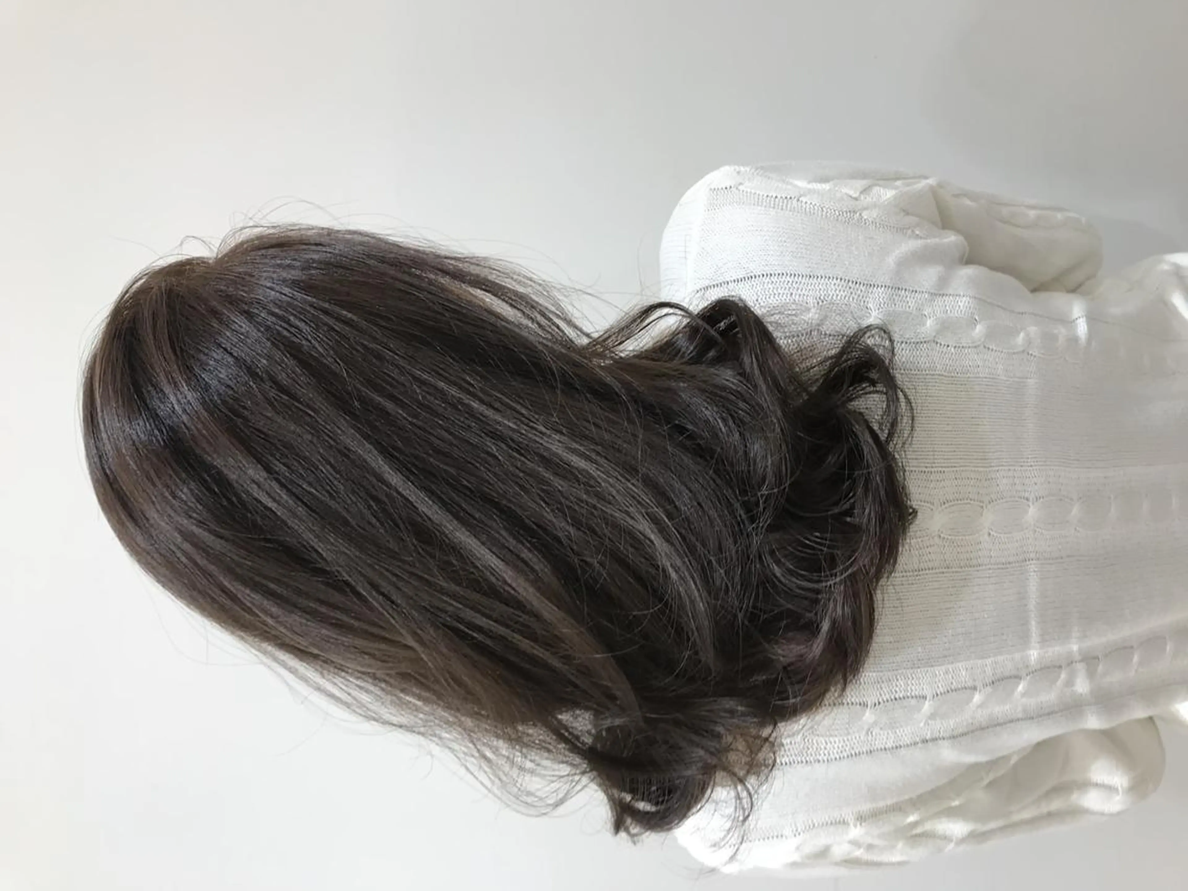 ミディアム due hair 京都駅前店 MILBON オージュア認定サロン【デューヘアー】所属・ハイトーンブリーチ 土坂　由志【京都】のヘアスタイル