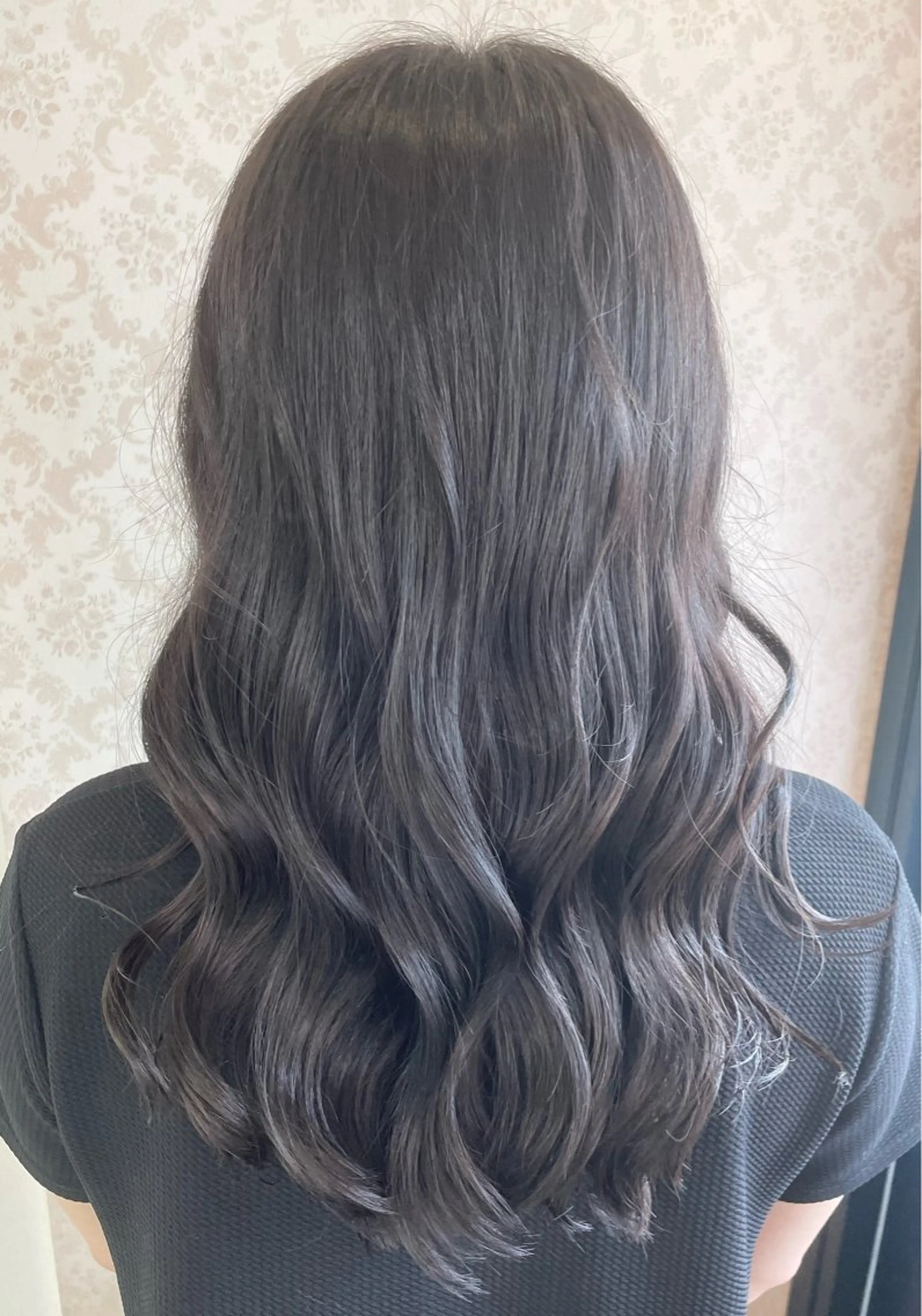 セミロング ヘアカラー トリートメント ヒヨシ ルナのヘアスタイル