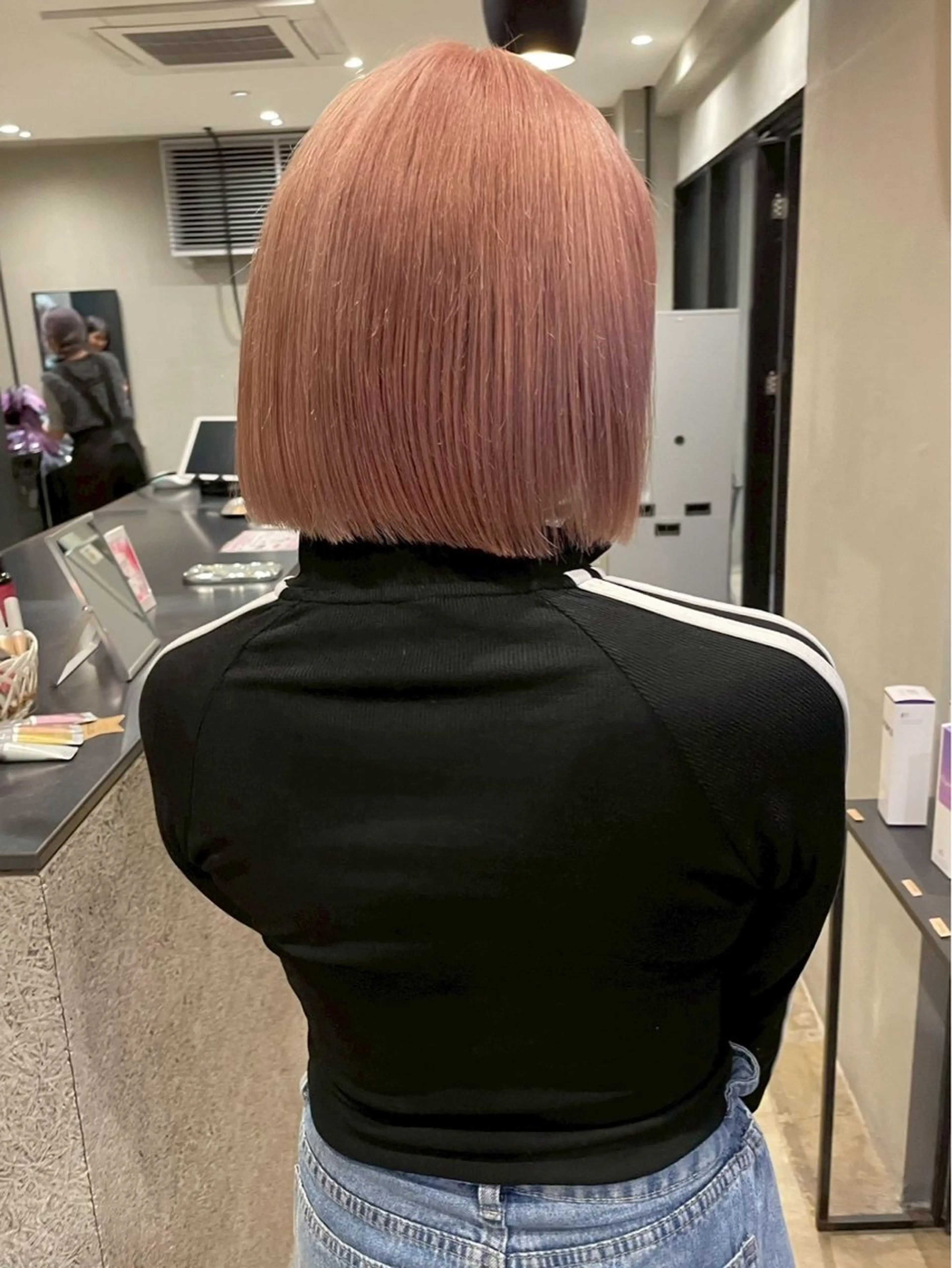 ショート 博多ハイトーンカラー /ブリーチカラーのヘアスタイル