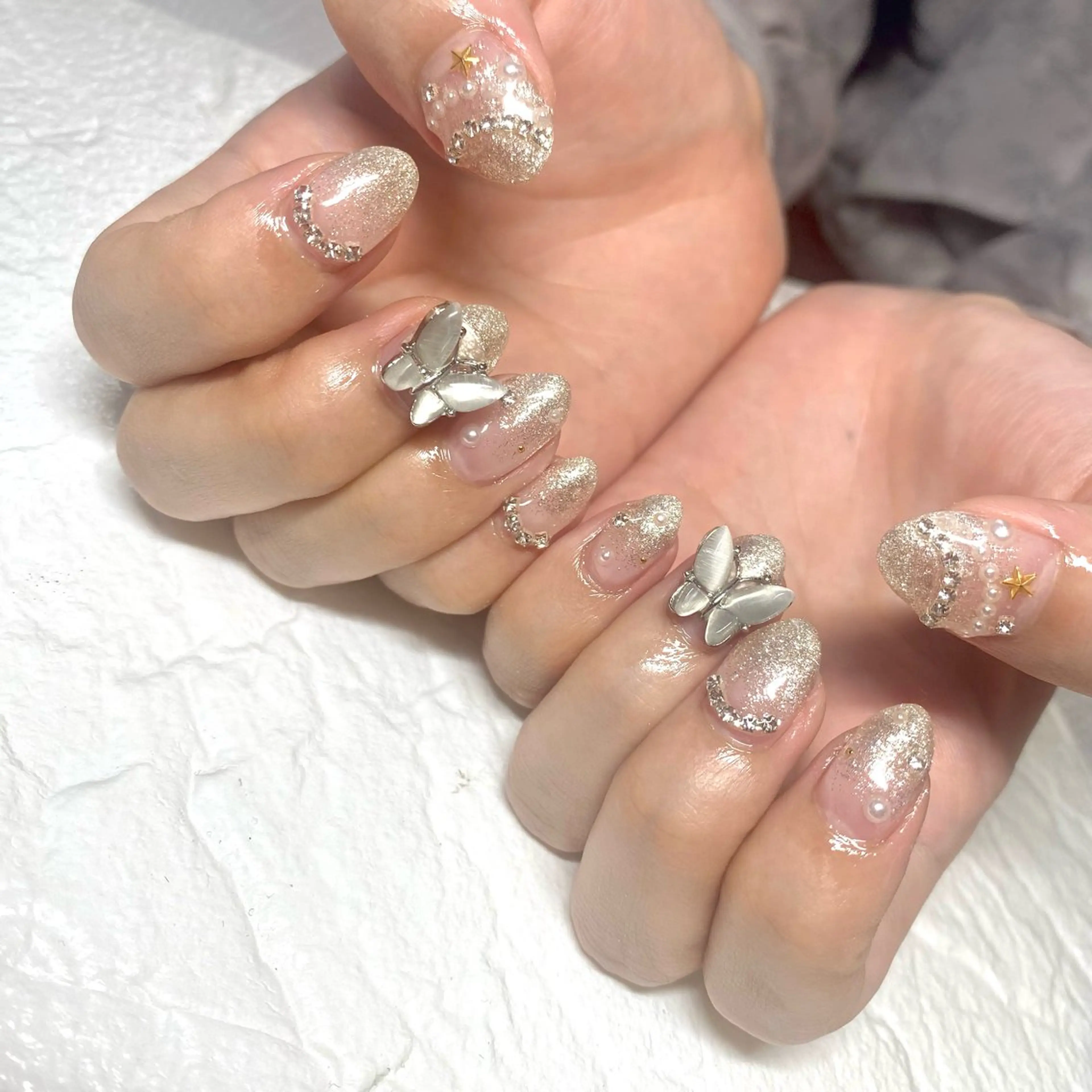 ネイル ハンドネイル FULL MOONのネイルデザイン