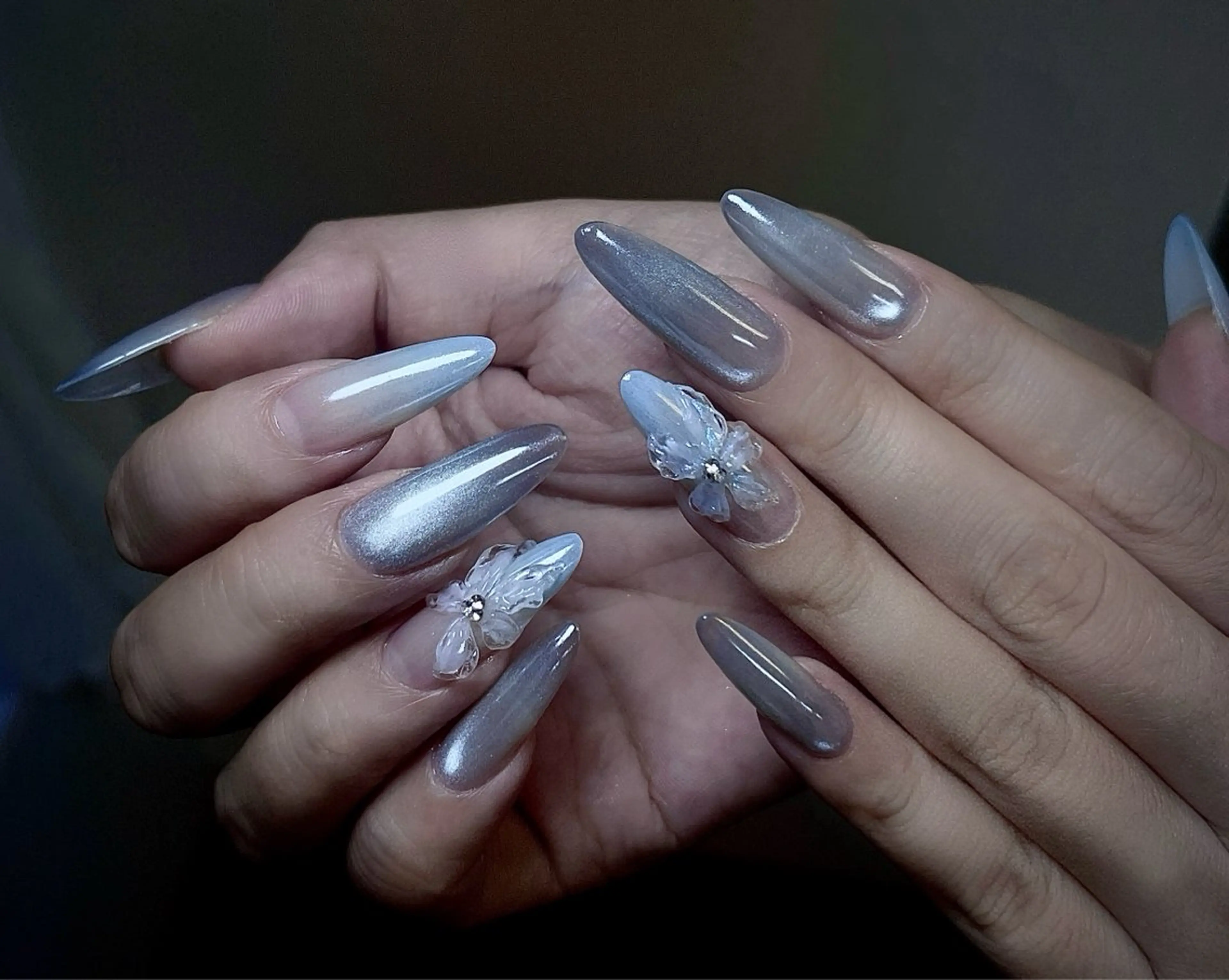 ネイル キラキラネイル ハンドネイル PIPPY  NAILS新宿のネイルデザイン