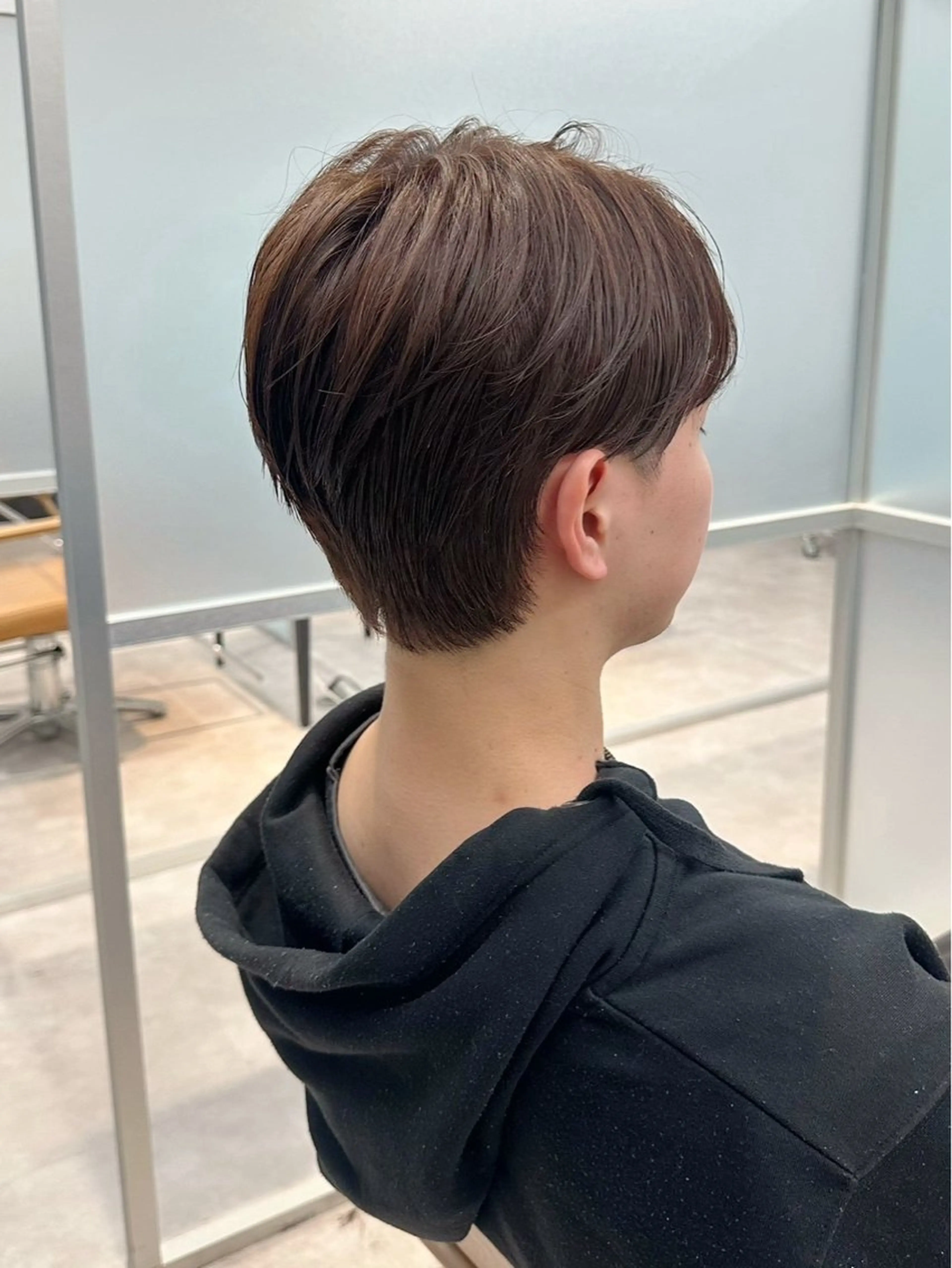 カラー メンズ メンズパーマ ブラウンカラー 縮毛矯正 かのん/縮毛矯正 /韓国風/毛流れのヘアスタイル