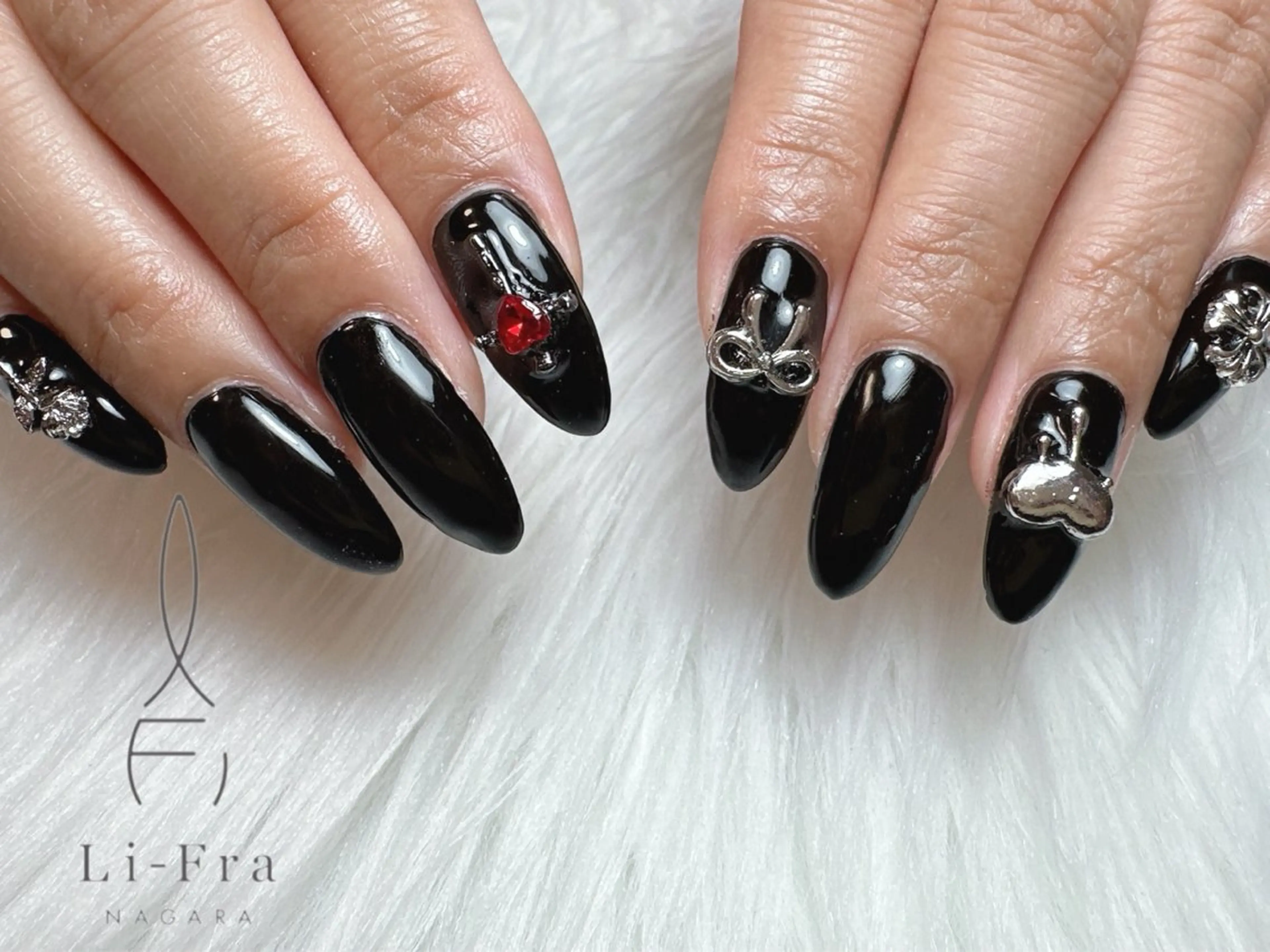 ネイル li-fra RINAのネイルデザイン