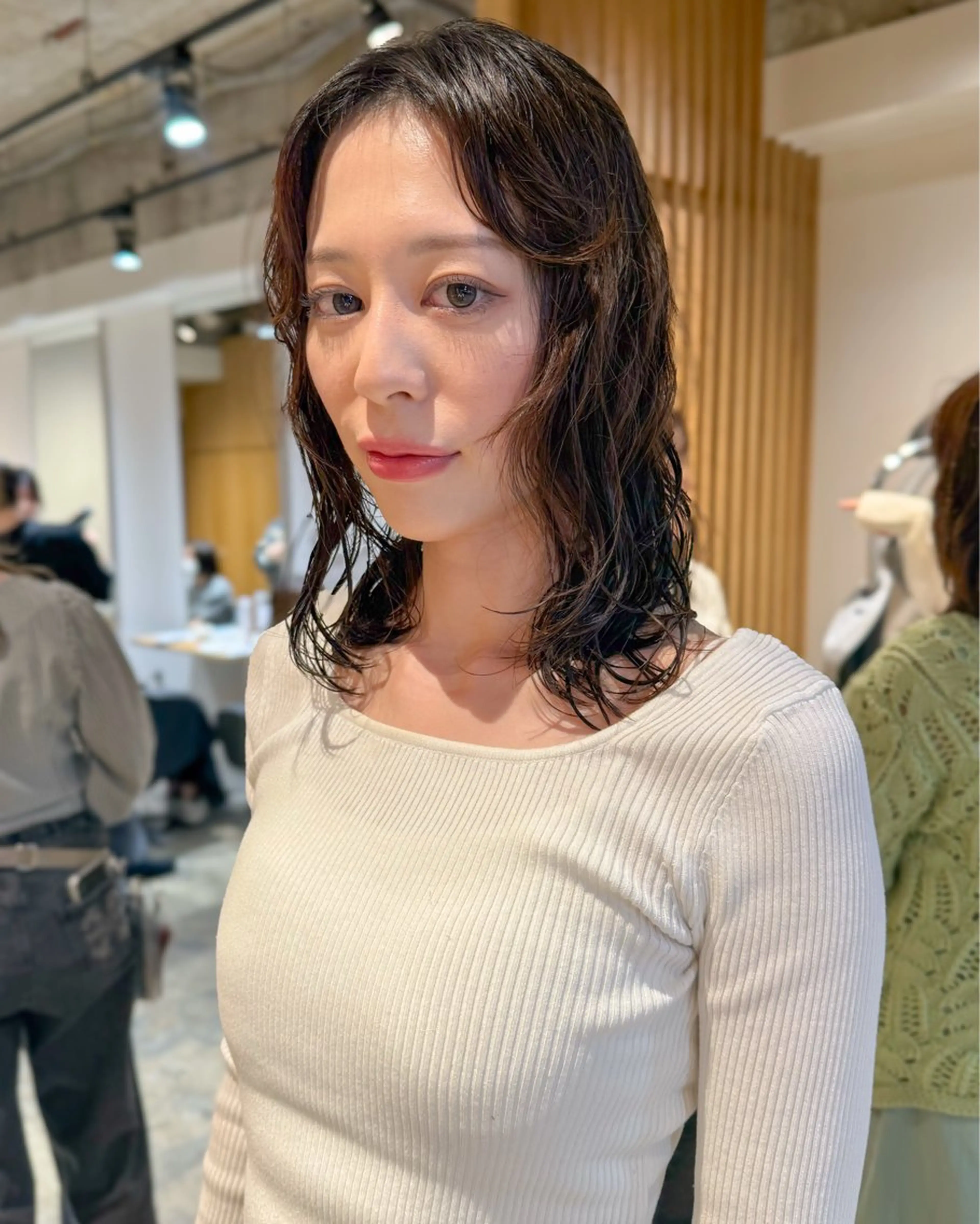 ミディアム パーマ ANY mikuのヘアスタイル