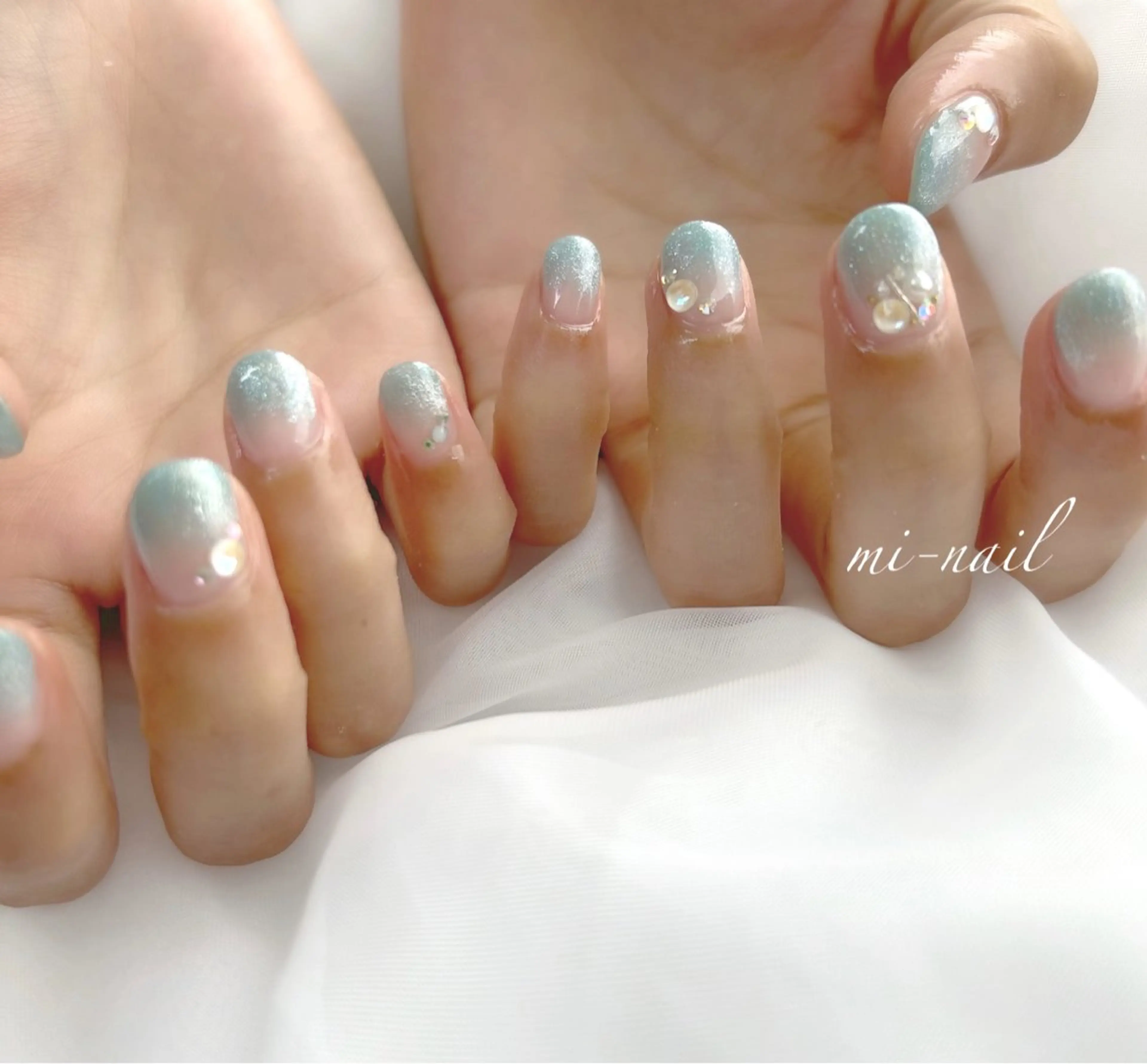 ネイル アートネイル ストーンネイル ..mi_nail..所属・..mi-nail ..のネイルデザイン