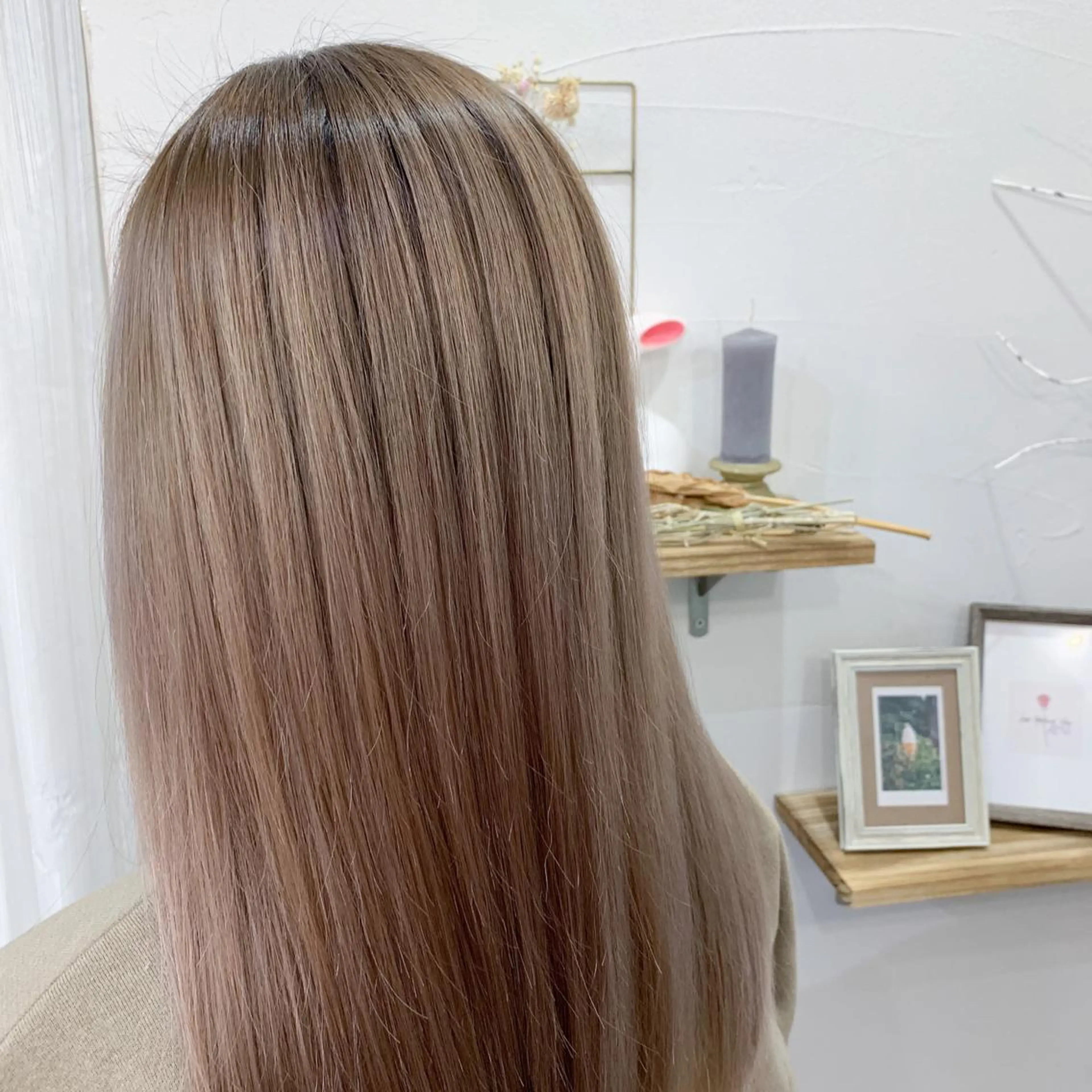 ミディアム カラー アディクシーカラー アクアカラー アッシュ バレイヤージュ ベージュカラー カット ヘアカラー トリートメント Lome'所属・✨ブリーチマスター✨ オクヤマヨウスケのヘアスタイル