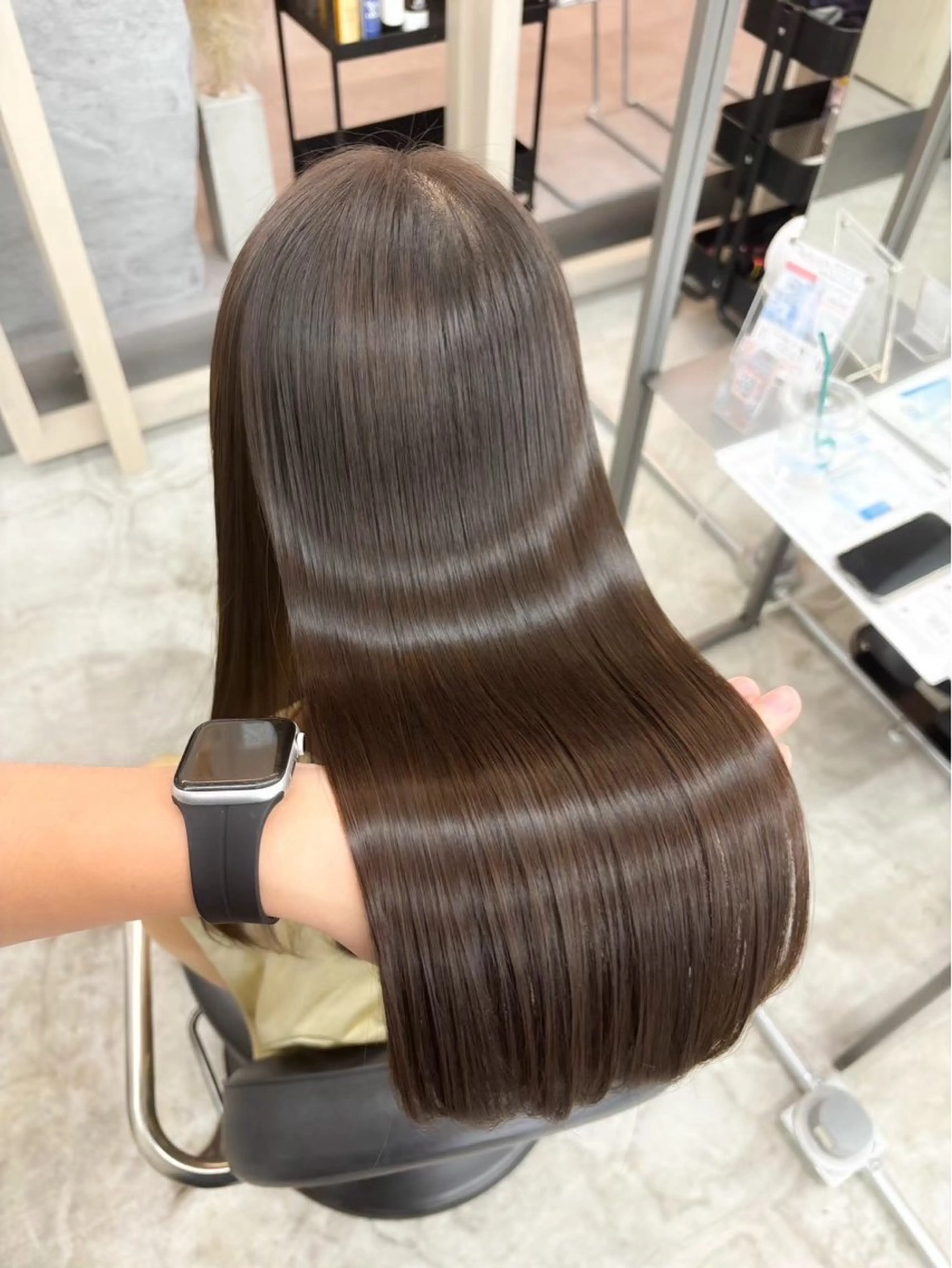 毛髪整形ストレート+サブリミックTR ¥2,200の写真