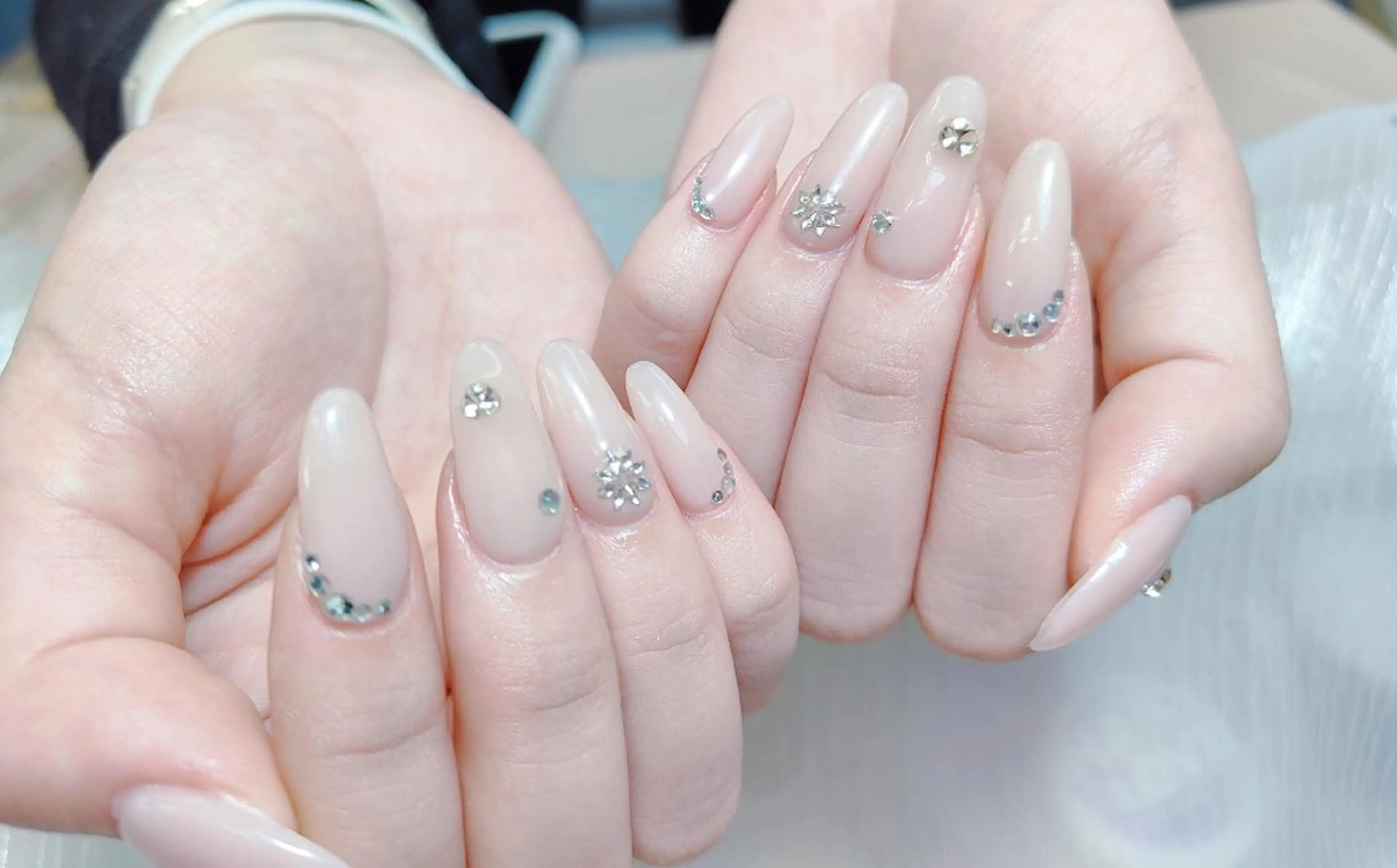 ネイル 小島 阿佑美のネイルデザイン