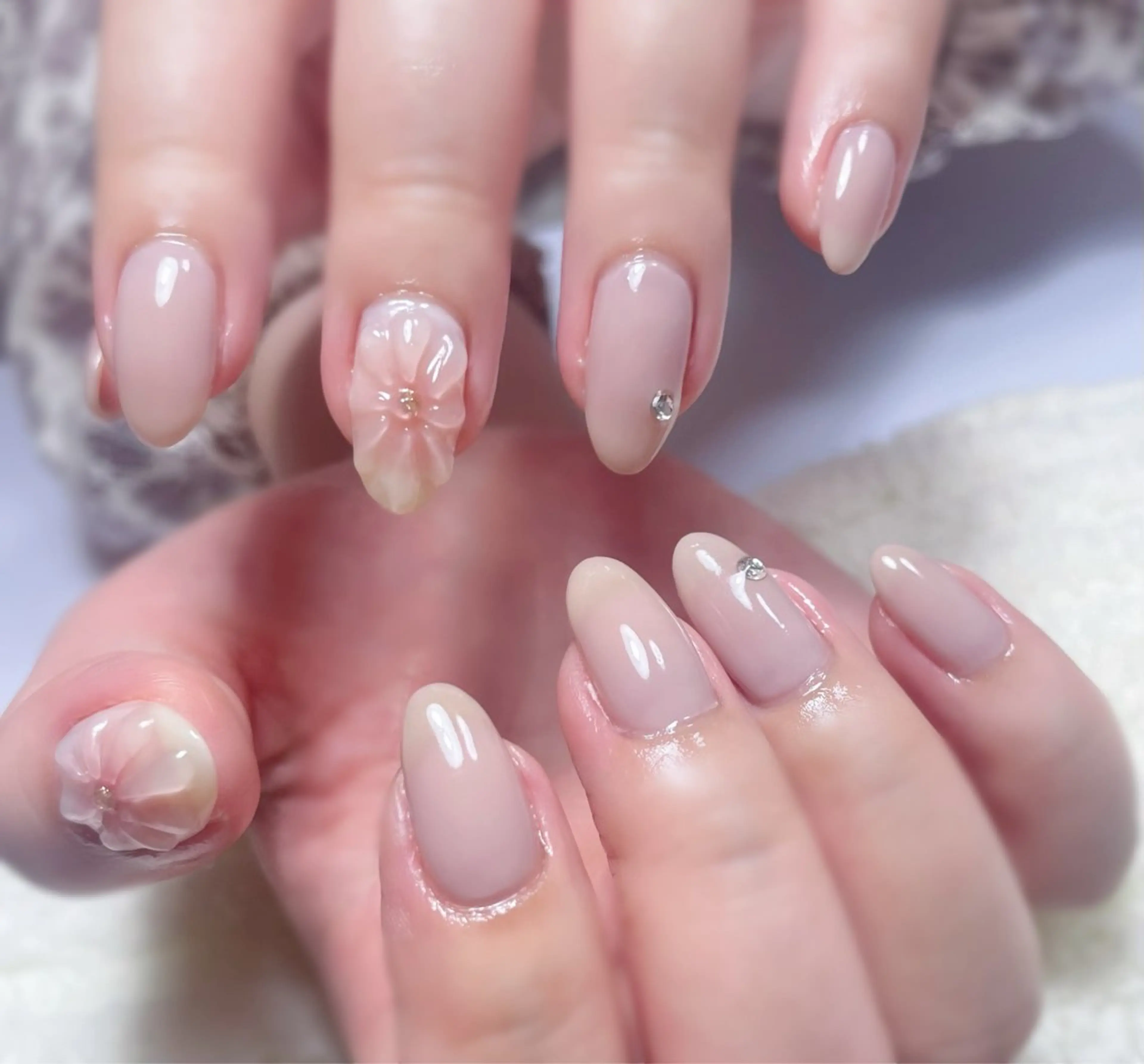 ネイル フラワーネイル シンプルネイル ハンドネイル Chicchi 加茂宮駅徒歩3分のネイルデザイン