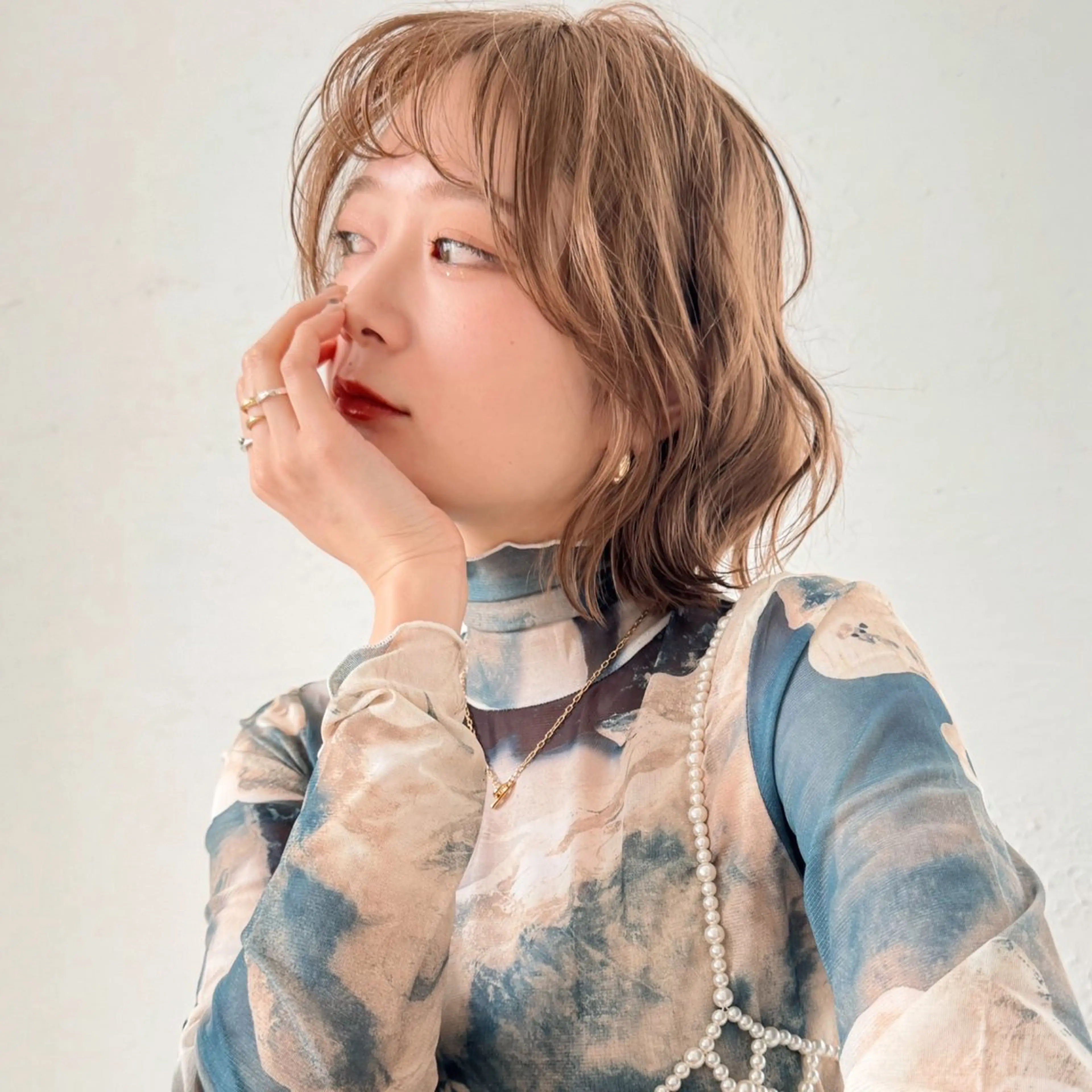 ミディアム ボブ 髪質改善 韓国風ヘア カット ヘアカラー トリートメント 🎗️comoda 神戸三宮 髪質改善のヘアスタイル