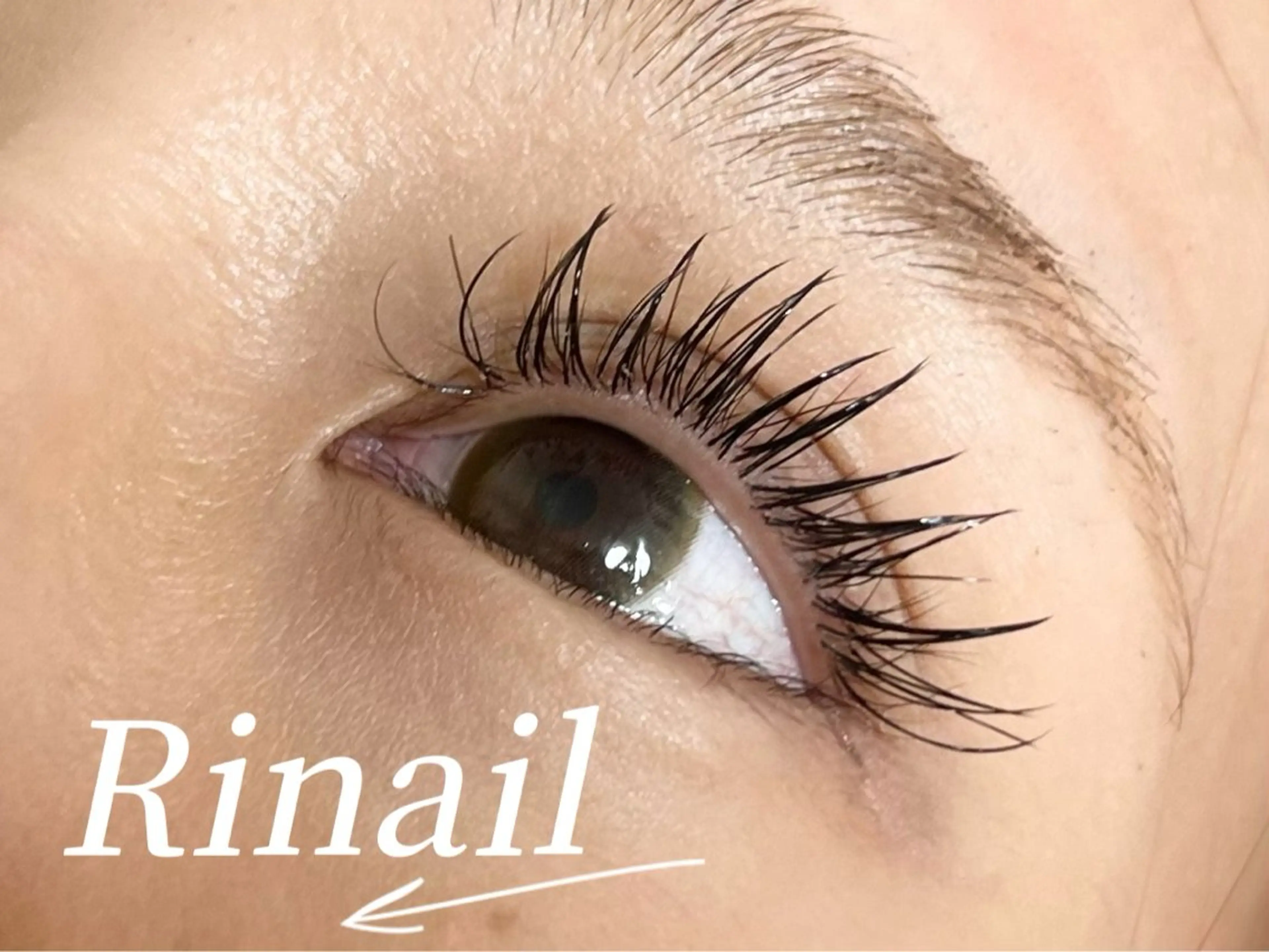 マツエク・マツパ バインドロック フラットラッシュ ナチュラル パリジェンヌラッシュリフト まつげパーマ YK Rinのネイルデザイン