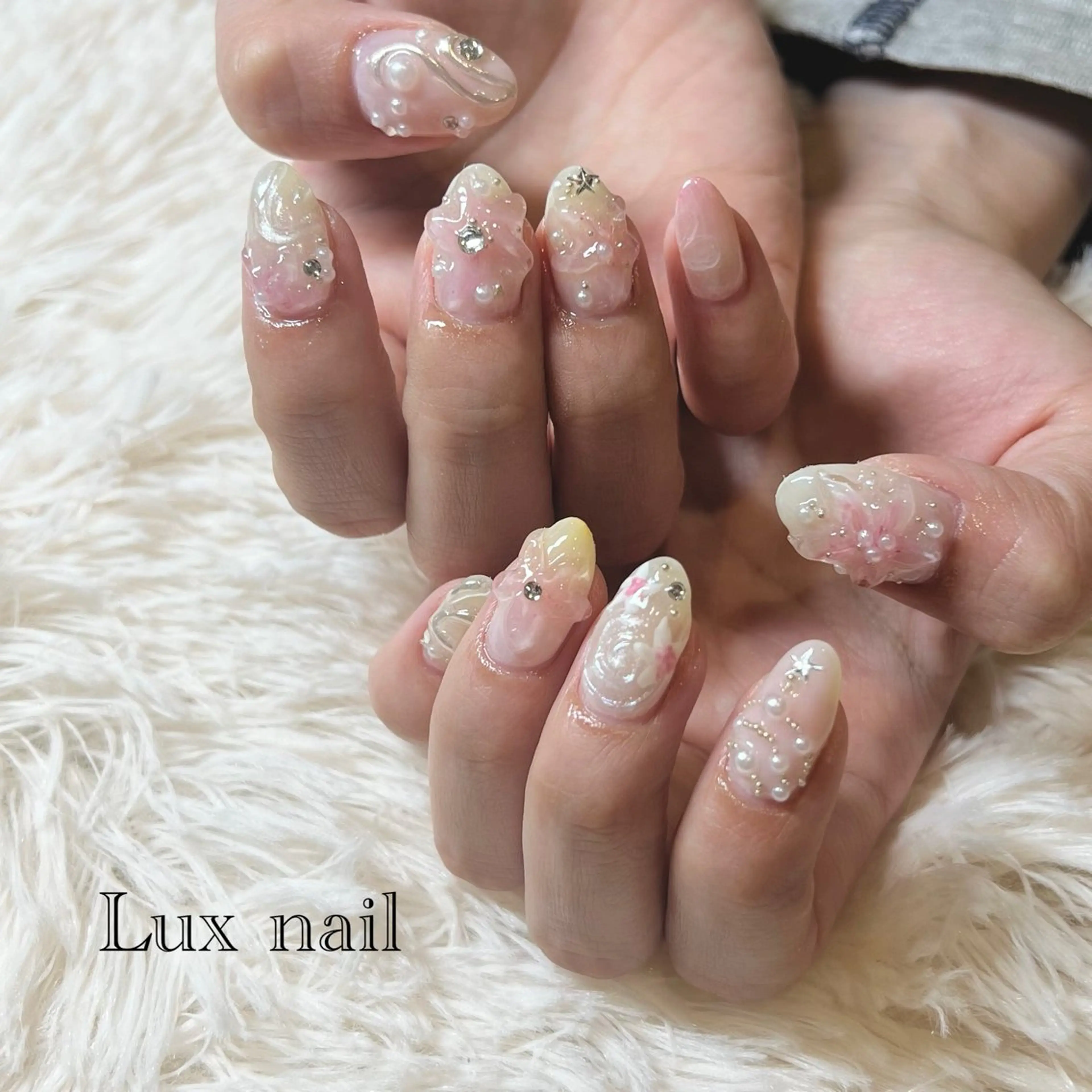 ネイル 辰己 未来のネイルデザイン