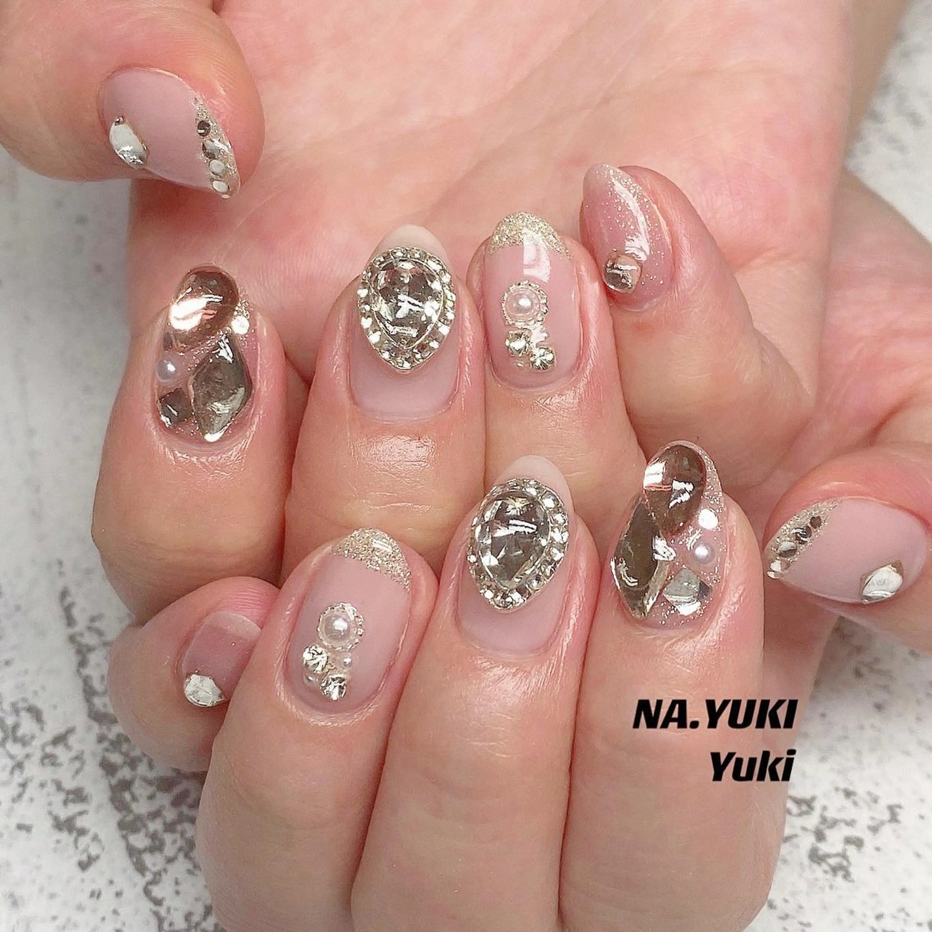 ネイル ハンドネイル ハンドケア ナユキNA.YUKI 池袋店のネイルデザイン