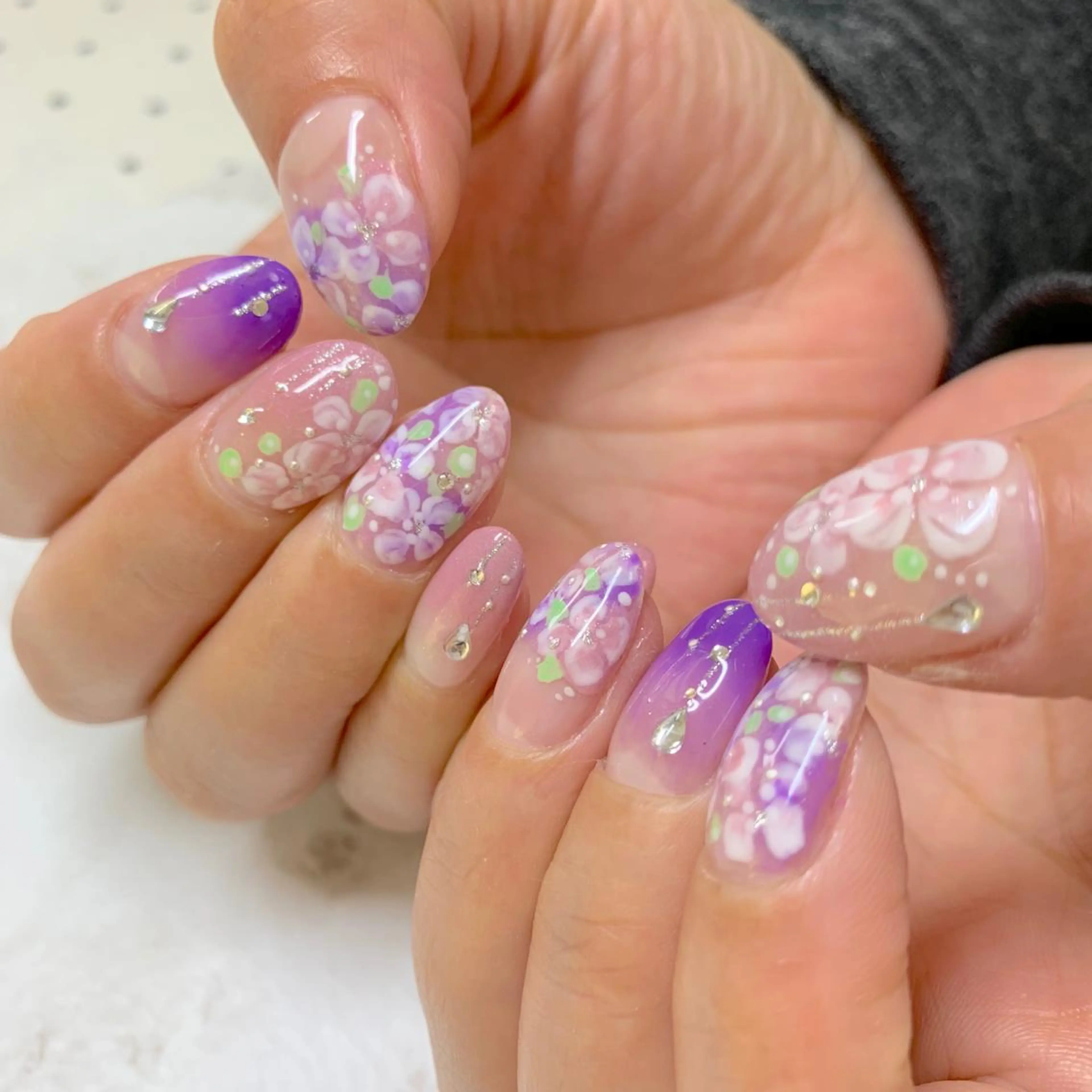 ネイル LULU LIMAのネイルデザイン