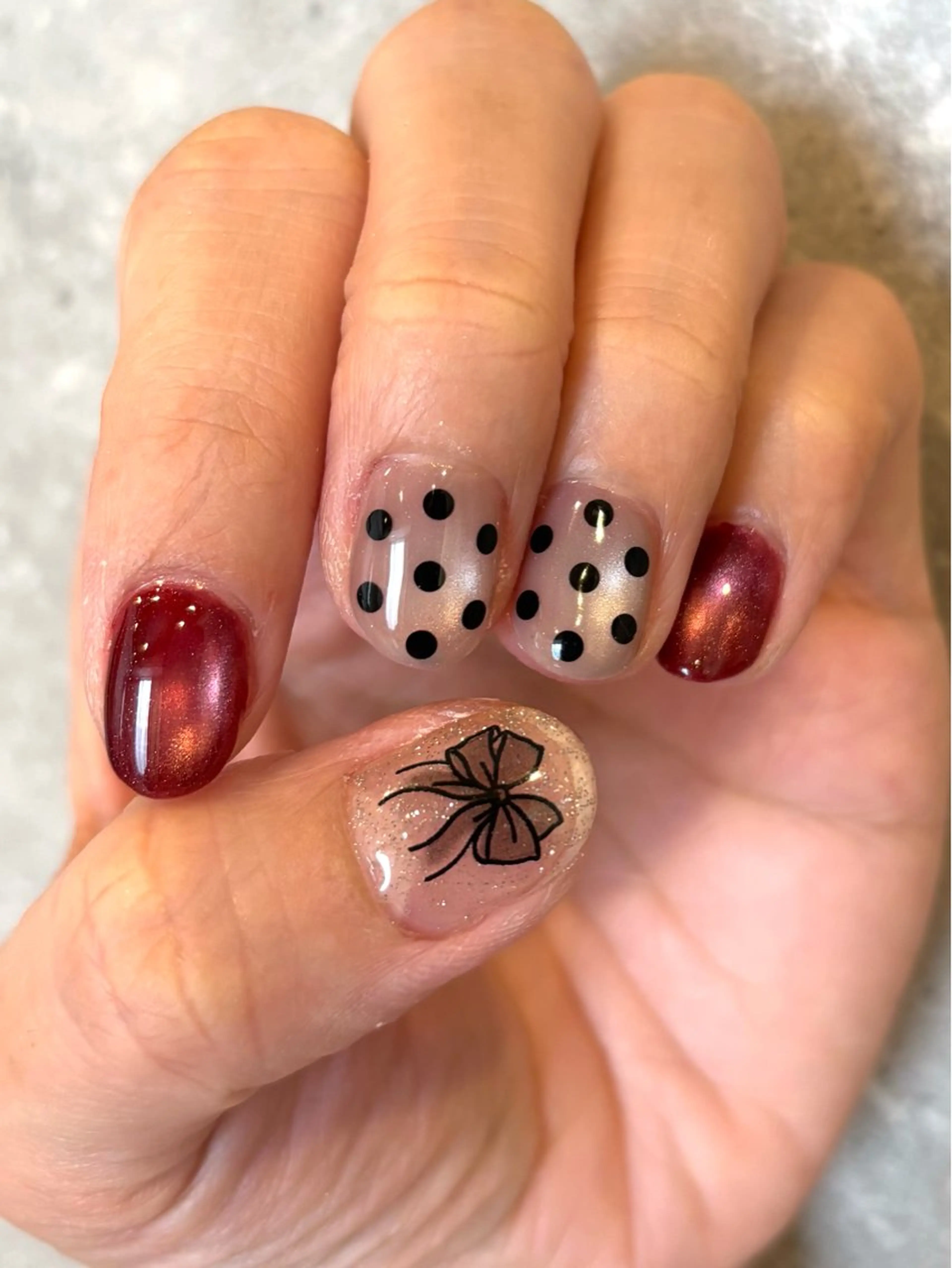 ネイル ドット マグネットネイル ハンドネイル ちゅるんネイル🎀 Yuriのネイルデザイン