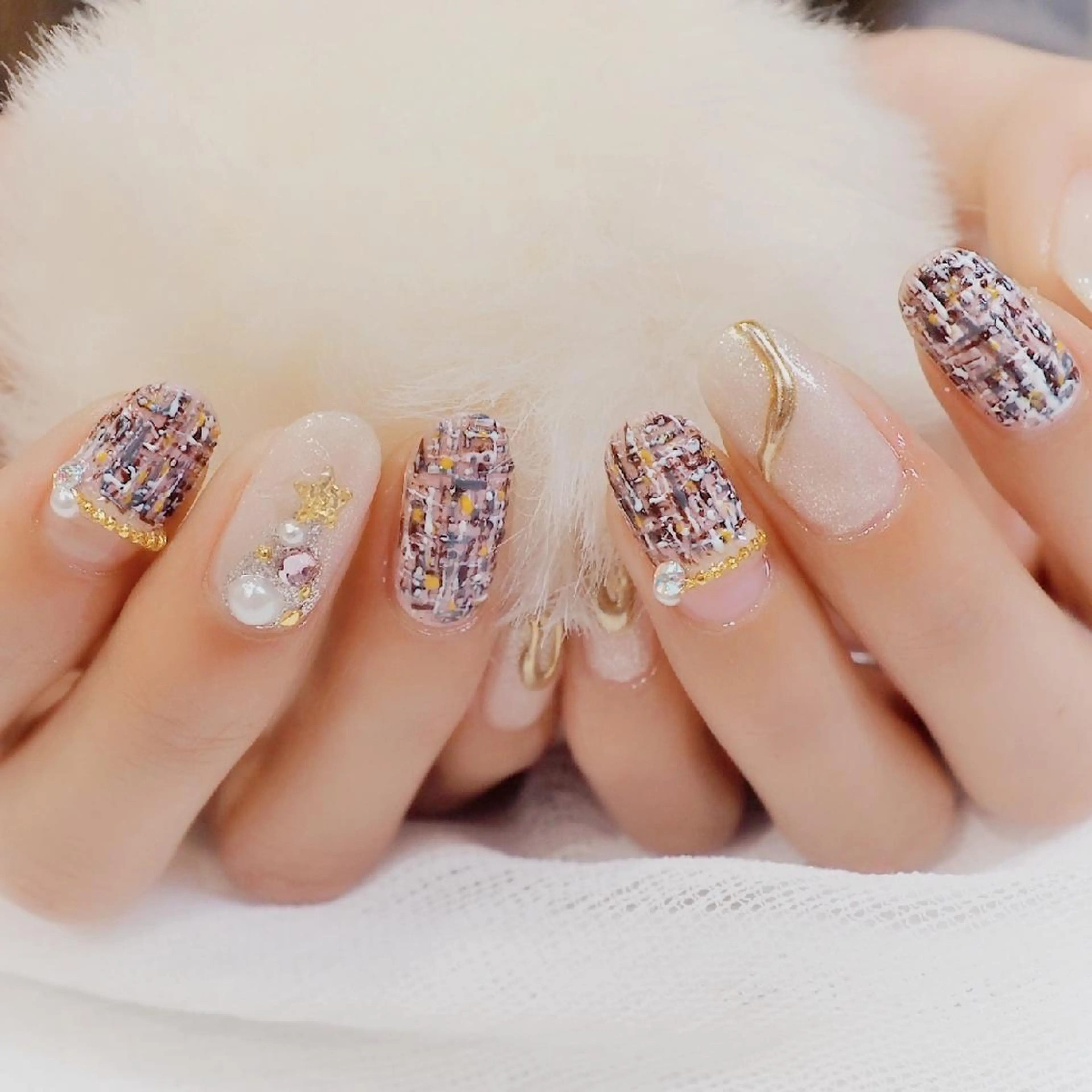 ネイル ツイードネイル 冬ネイル クリスマス ハンドネイル infinity skyのネイルデザイン