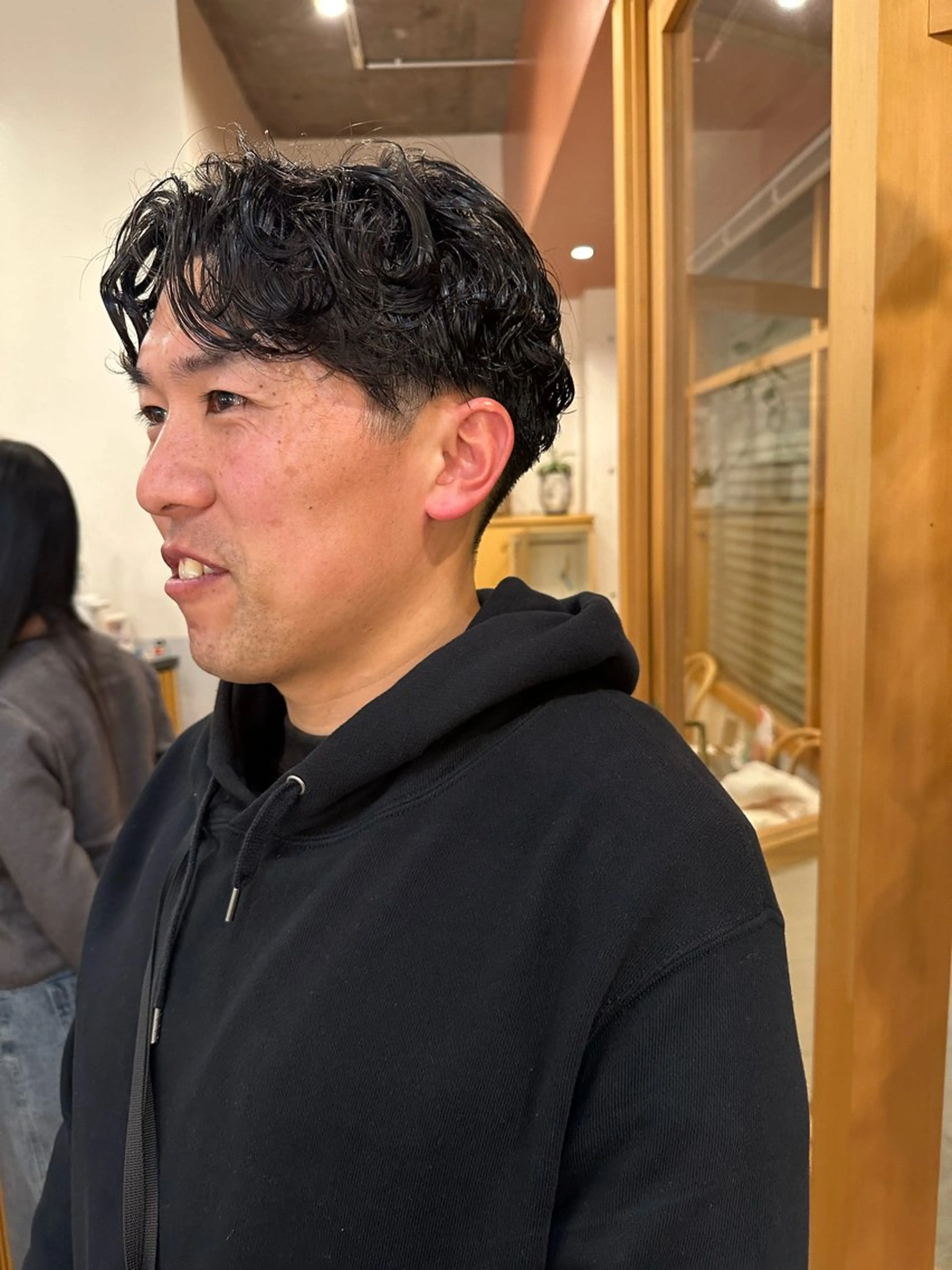 パーマ メンズ 奧村 真奈のヘアスタイル