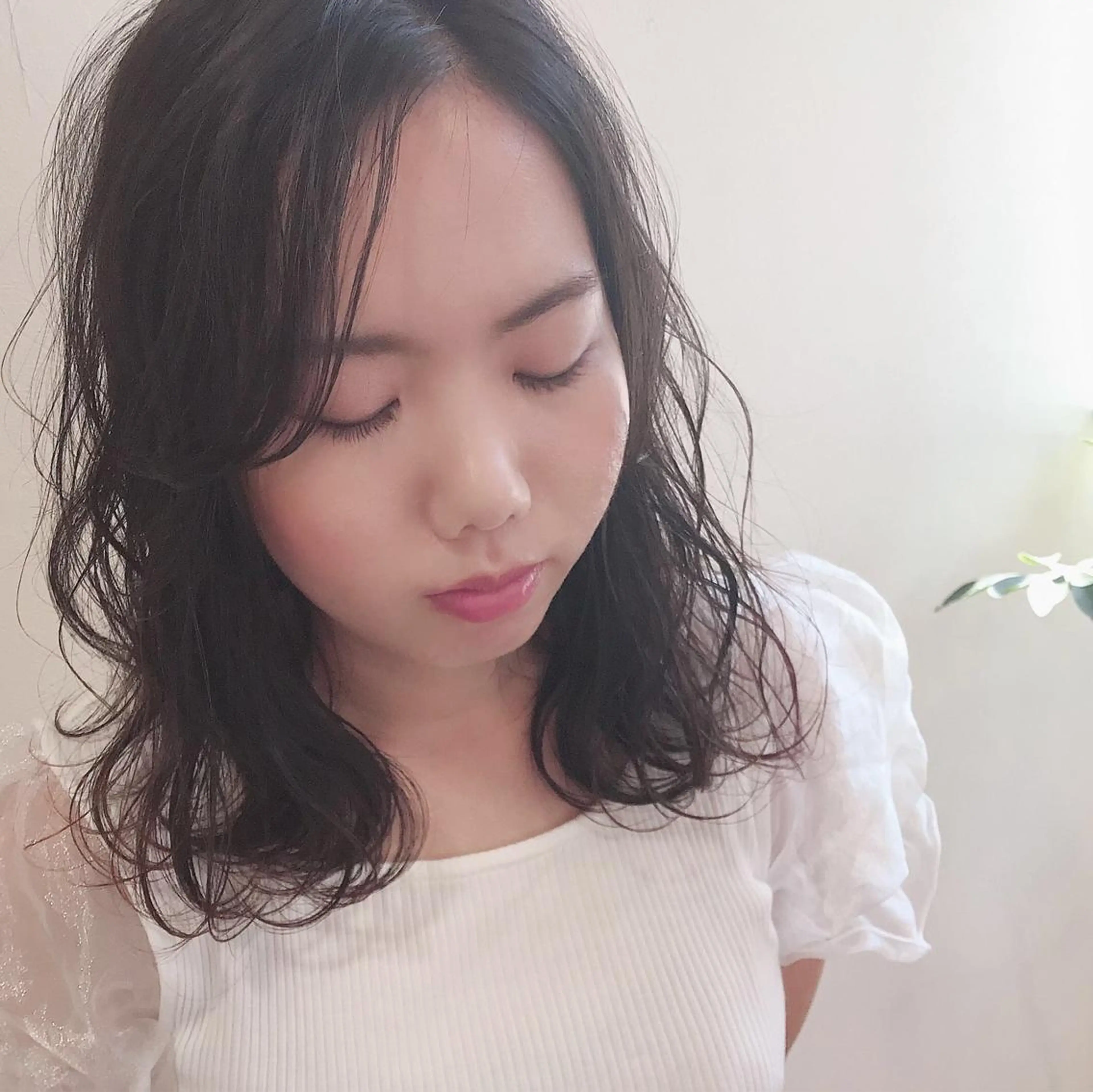 セミロング ヘアアレンジ ツヤ髪になりたい方へ 🩷柴田知亜希のヘアスタイル