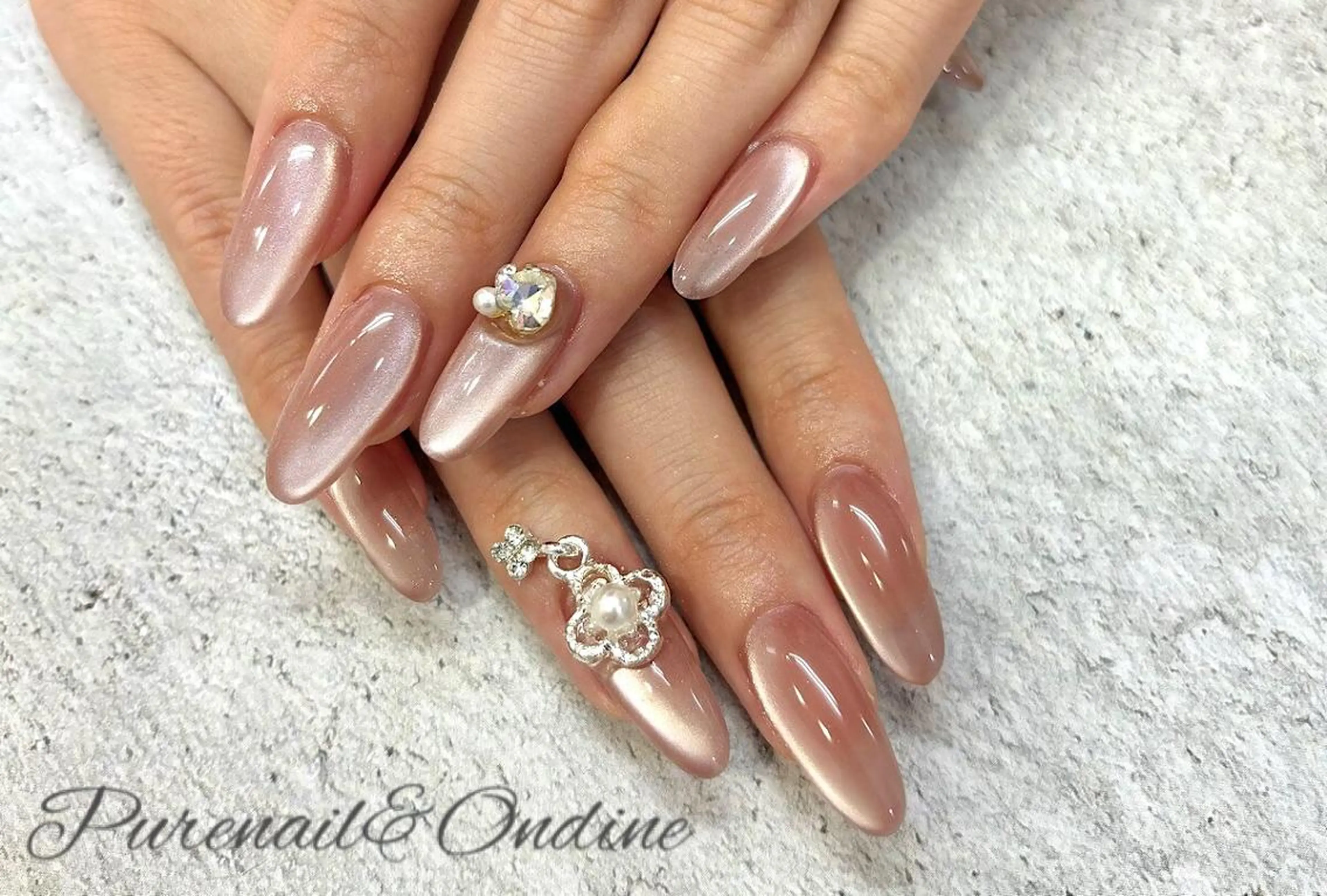 期間限定　人気 ジェルスカルプ（Gel-X）10本＋マグネットネイル（オフ無し）の写真