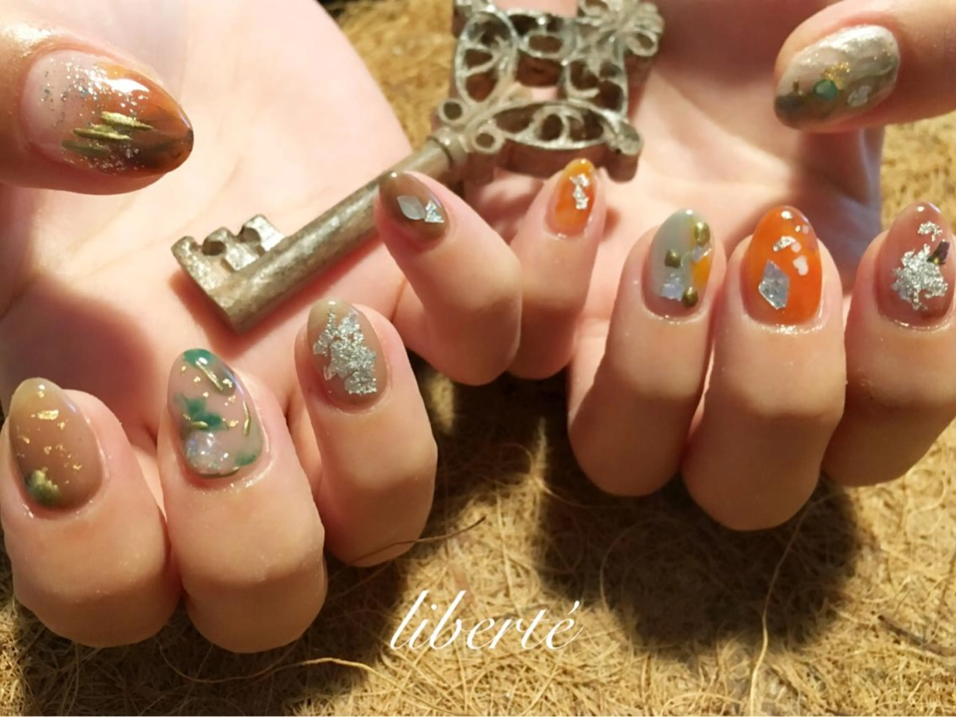 ネイル liberté (リベルテ)のネイルデザイン