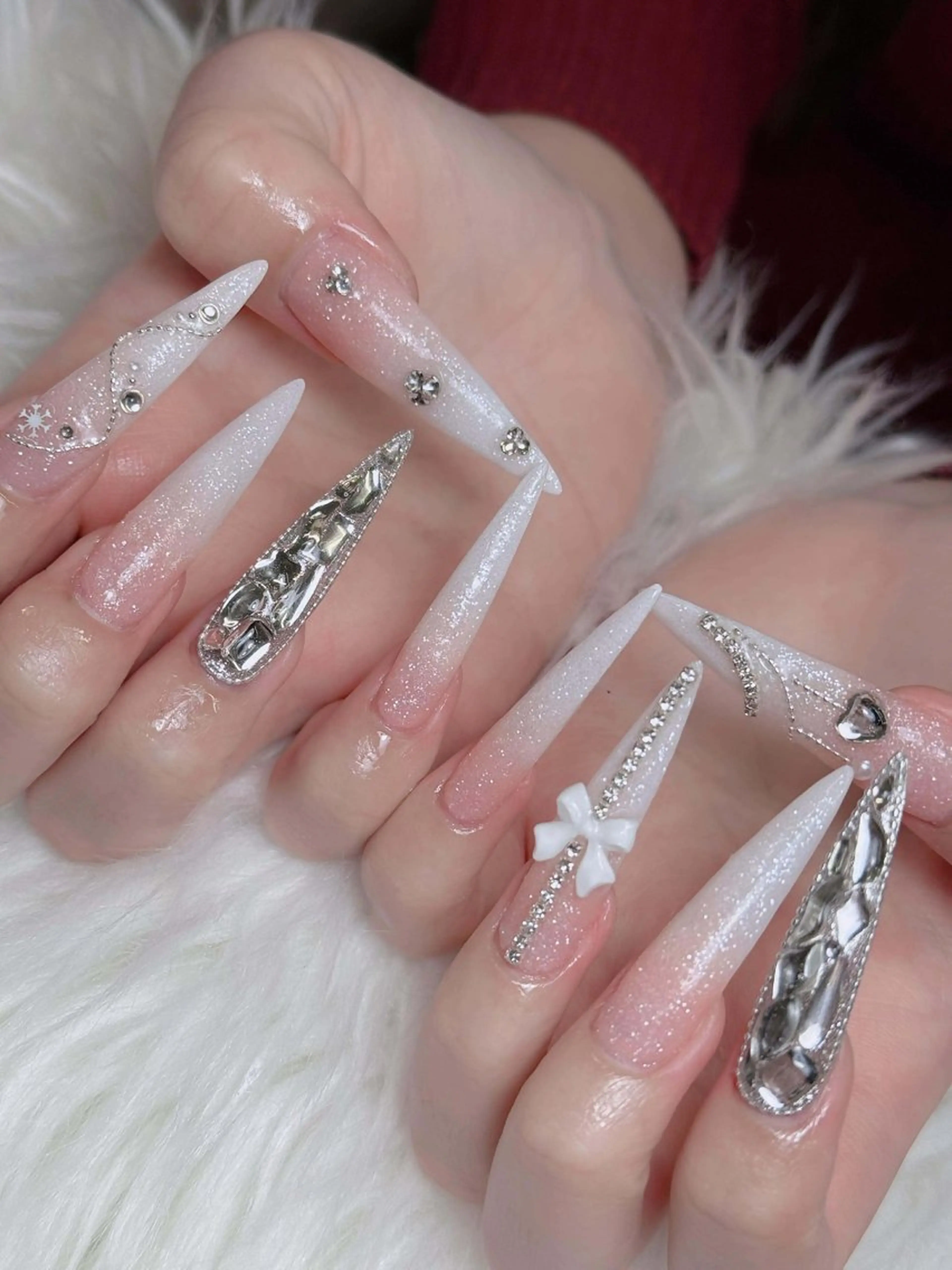 ネイル オーロラネイル チークネイル フットネイル フレンチネイル 韓国ネイル ハンドネイル Lumi Nailのネイルデザイン