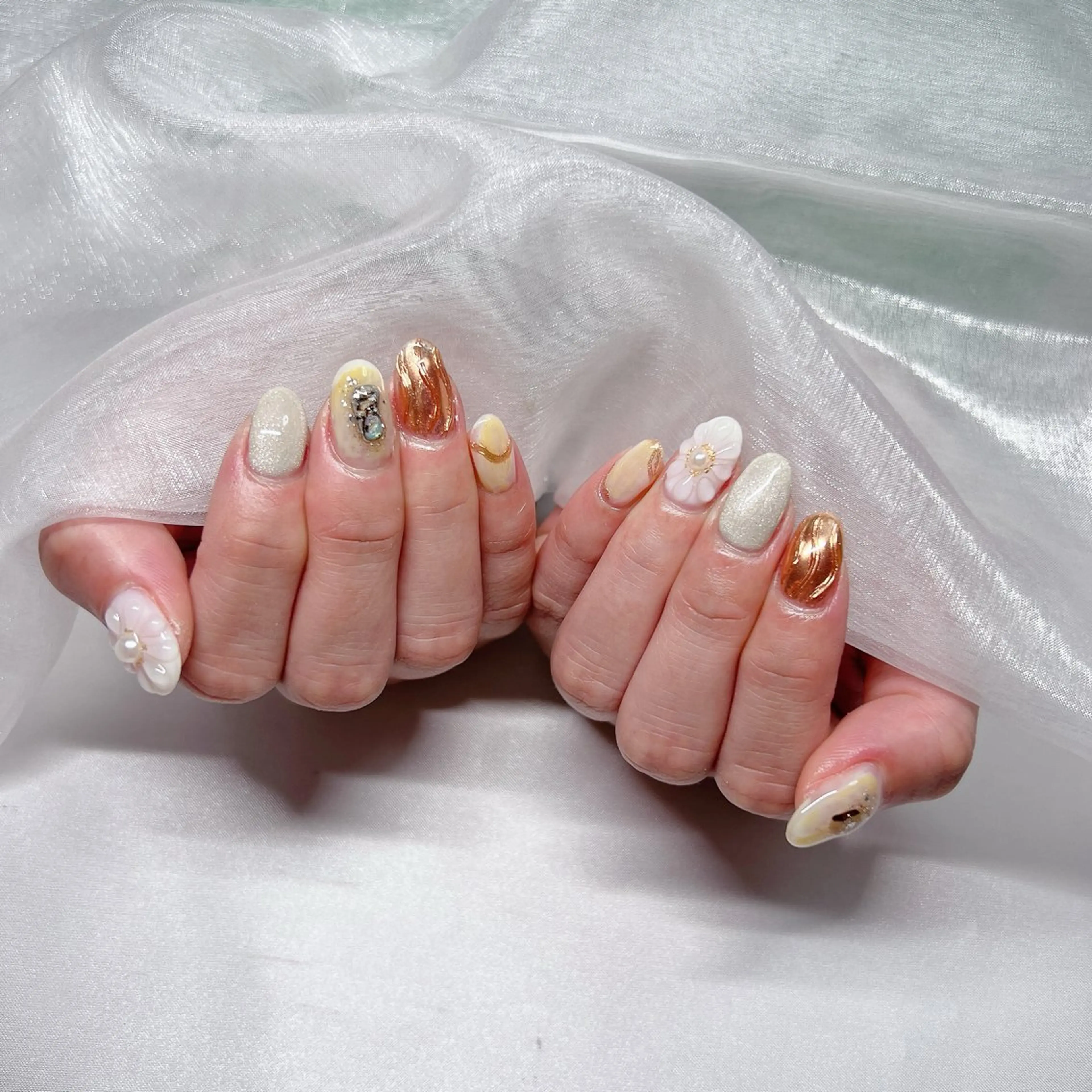 ネイル ジェルネイル 韓国ネイル ラメ(グリッター) マグネットネイル ミラーネイル ハンドネイル -nail salon-Reward所属・nail salon Rewardのネイルデザイン