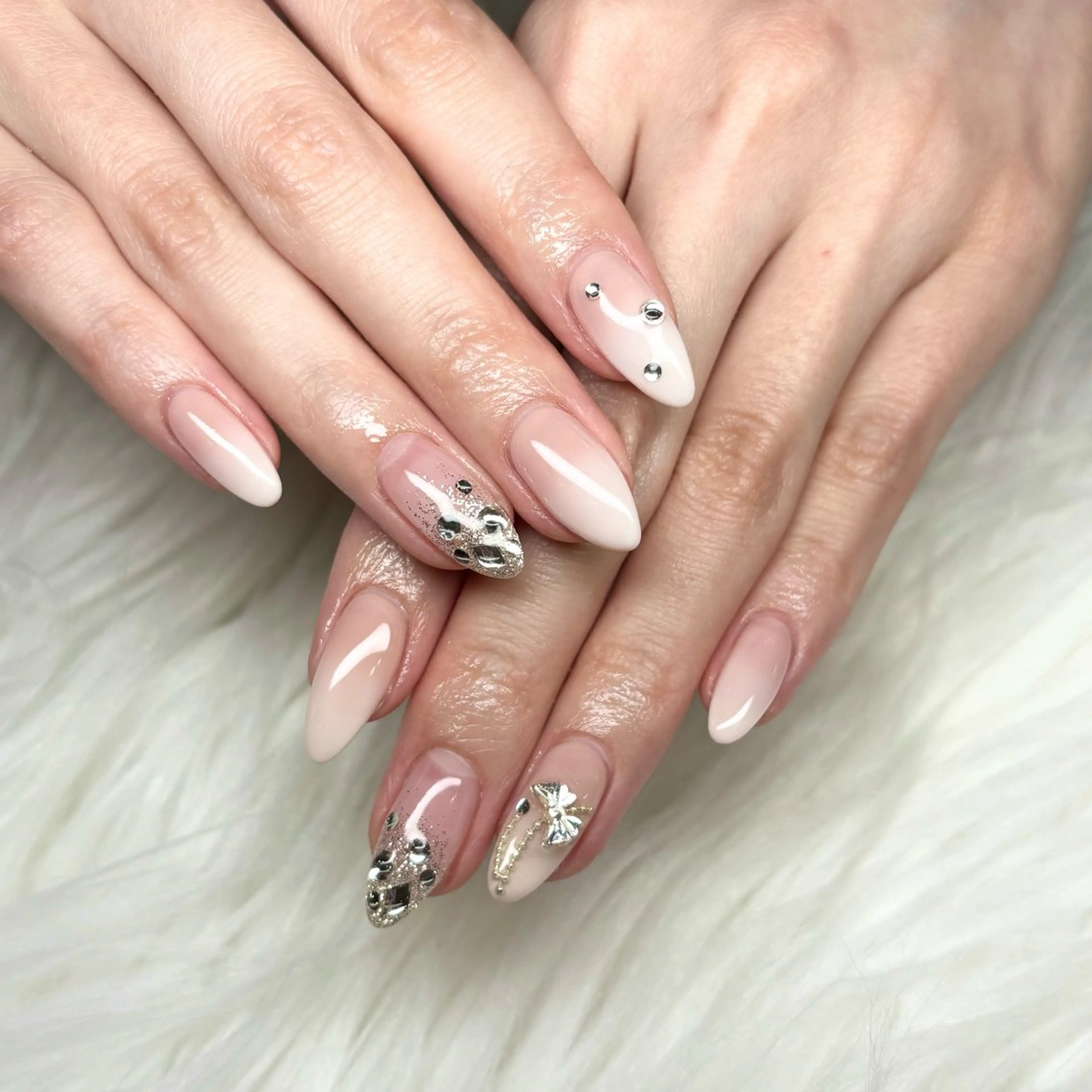 ネイル 持ち込み 鈴木 華乃のネイルデザイン