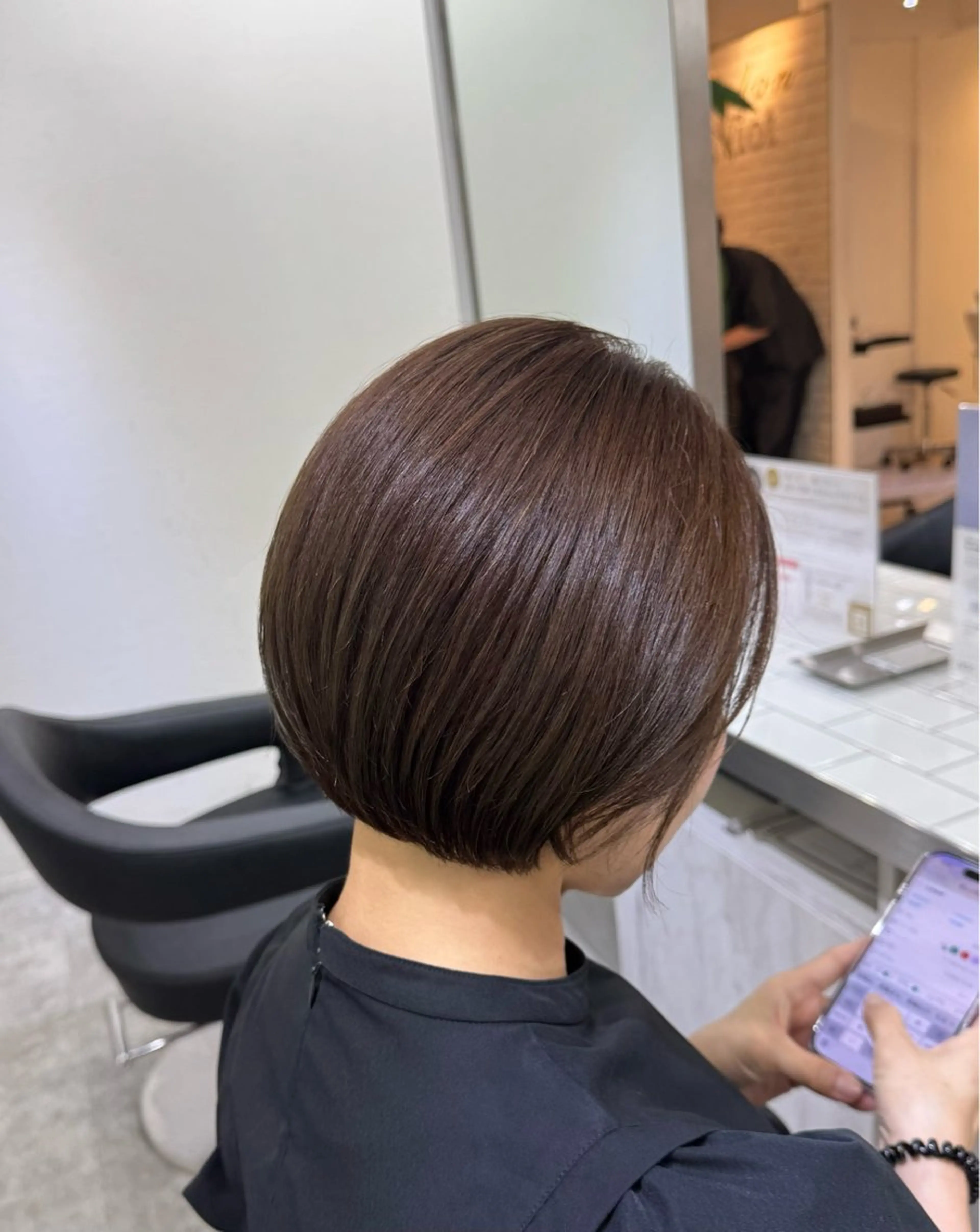 ショート カラー 藤原 凜香のヘアスタイル