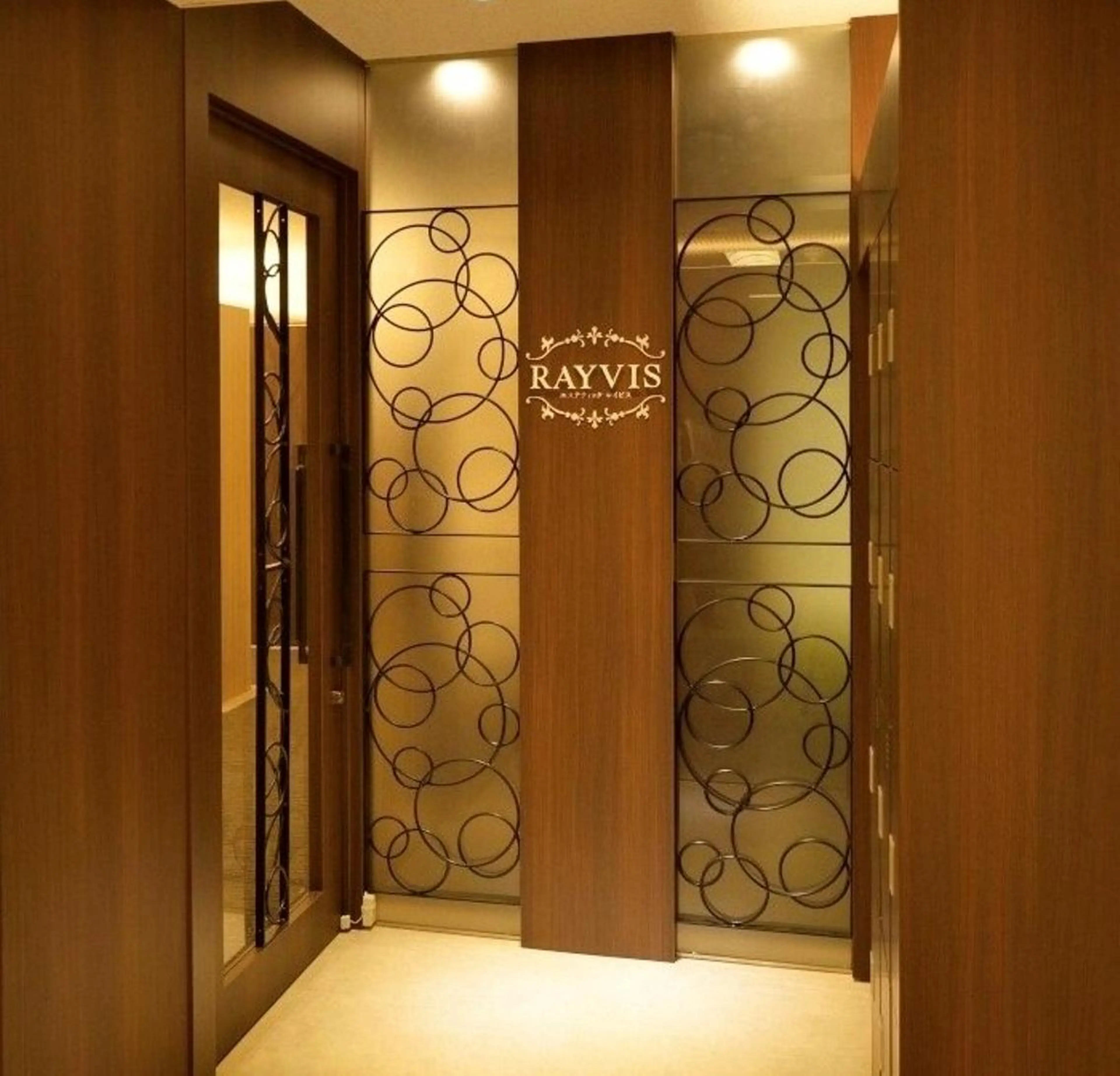 脱毛 創業40周年✨美肌サ ロンRAYVIS銀座のエステ・リラクイメージ