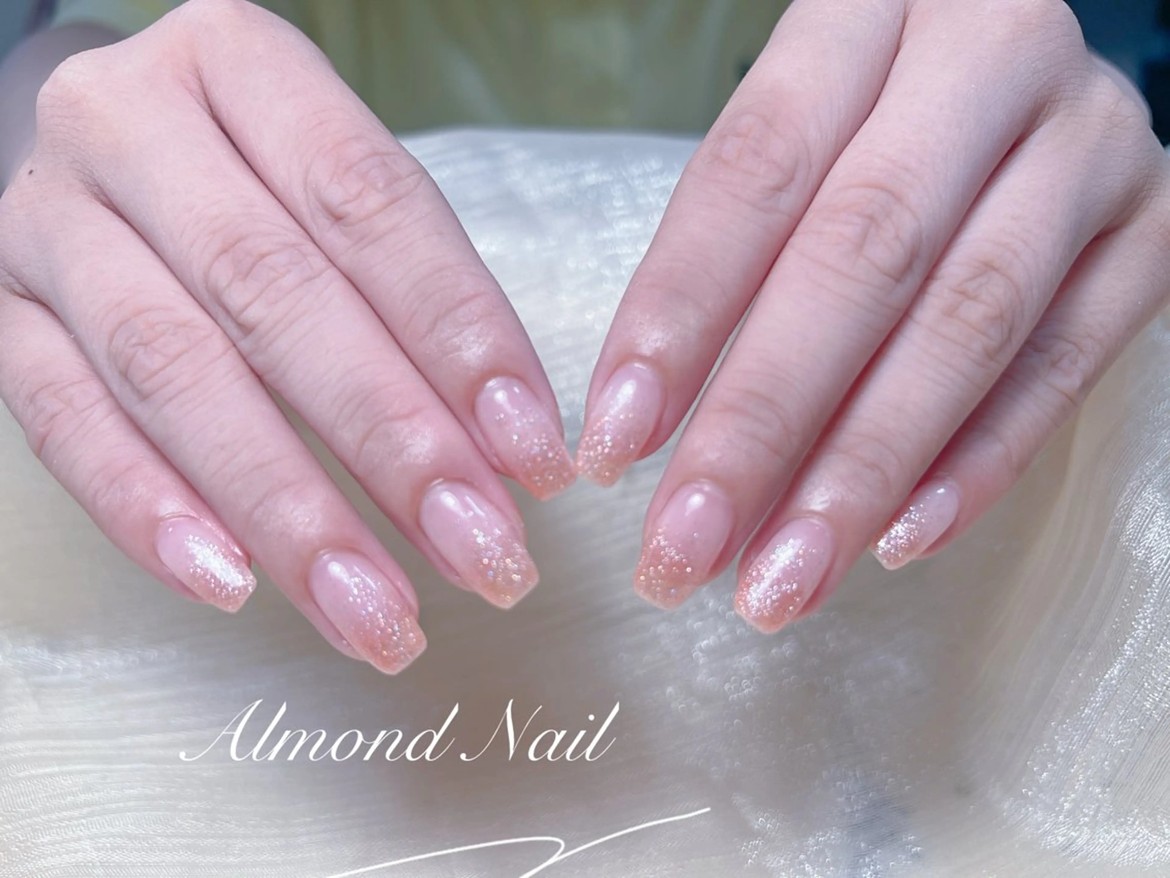 ネイル ハンドネイル Almond Nail 亀戸のネイルデザイン