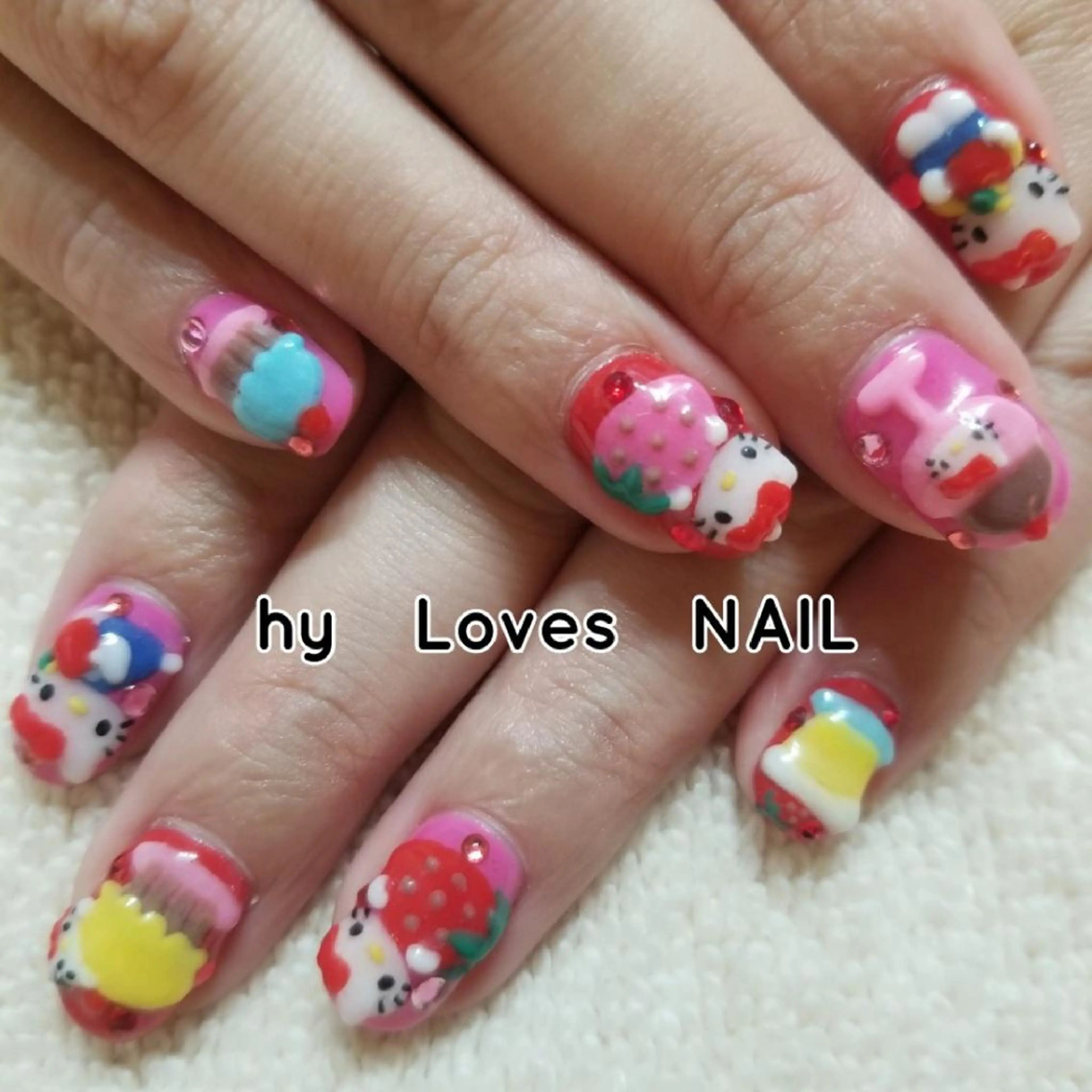 ネイル ストーンネイル ハンドネイル よしだ ひろきのネイルデザイン