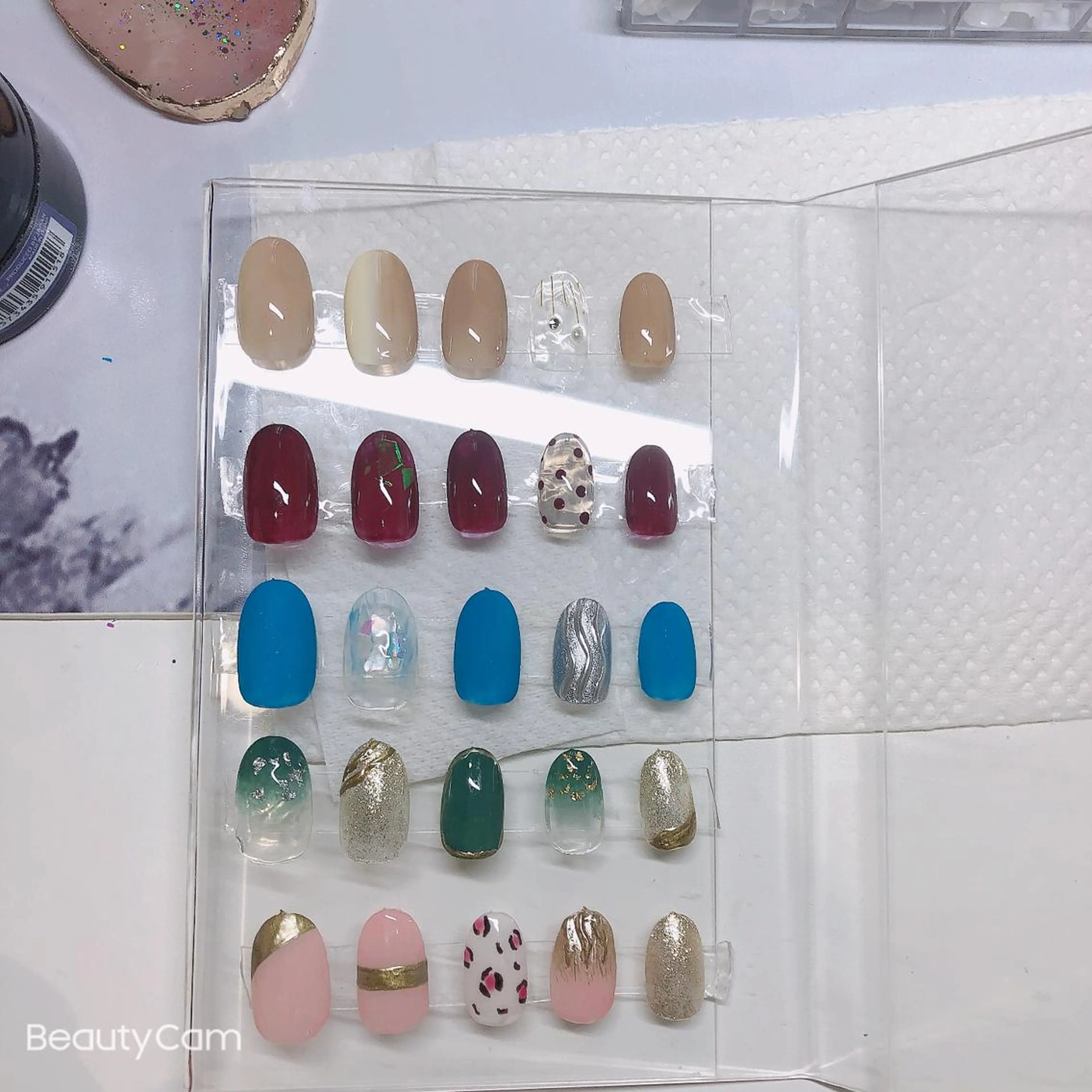 ネイル Guarendo錦糸町店所属・ガレンドウ 白澤 愛子のネイルデザイン