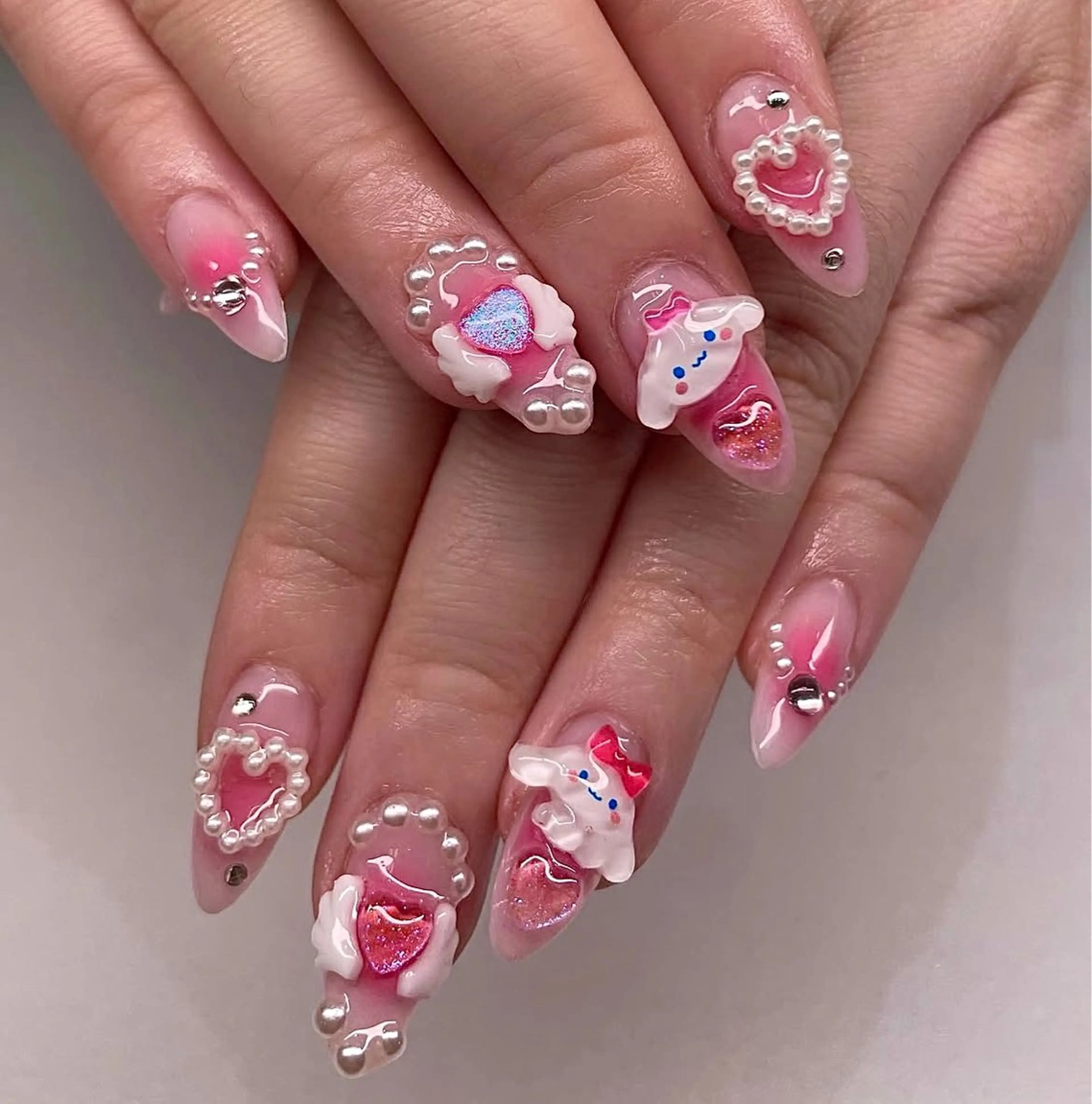ネイル チークネイル 桜ネイル フレンチネイル ジェルネイル ガラスフレンチ ハンドネイル Rin Nail 新大久保店のネイルデザイン