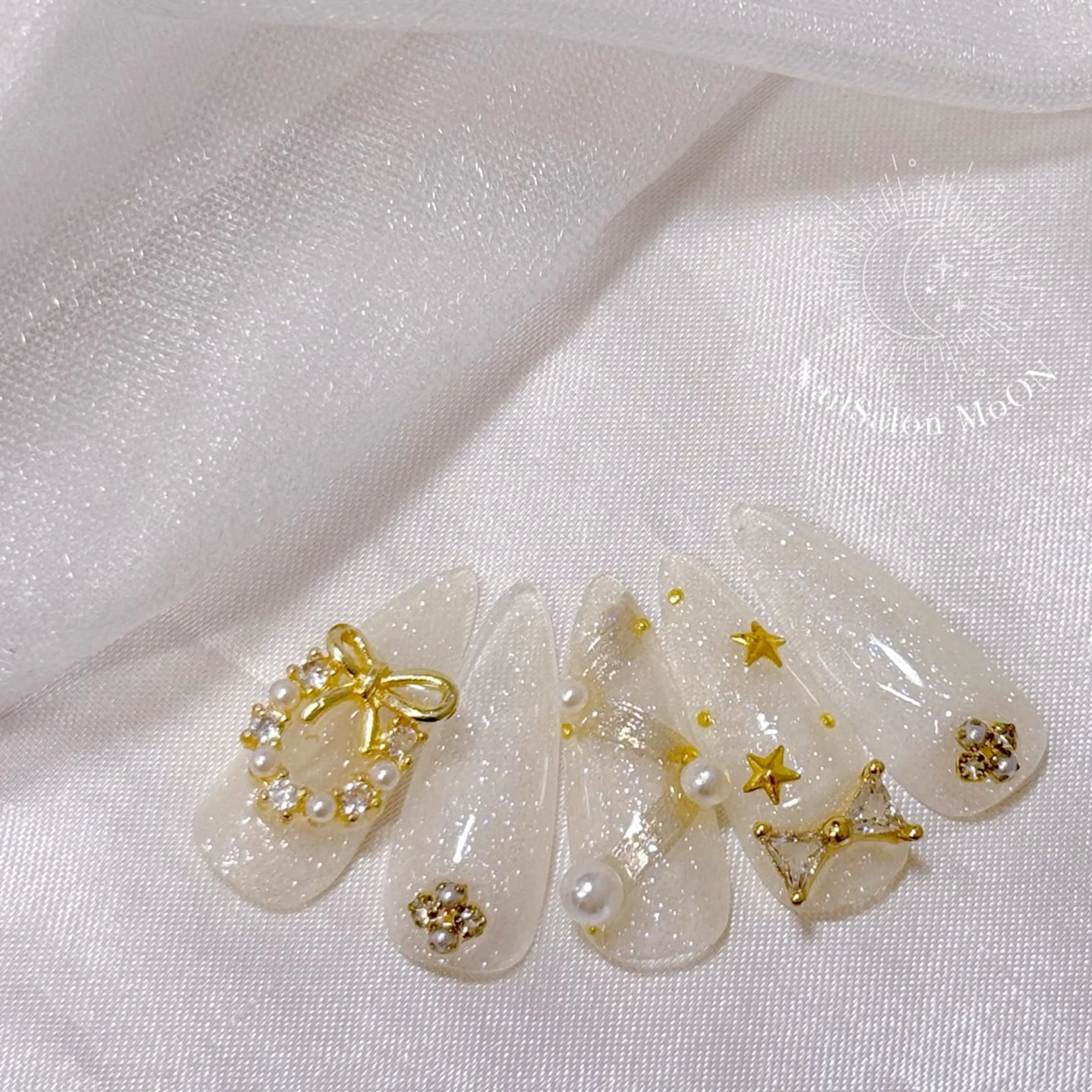 ネイル MoON...❤︎ MeGuのネイルデザイン