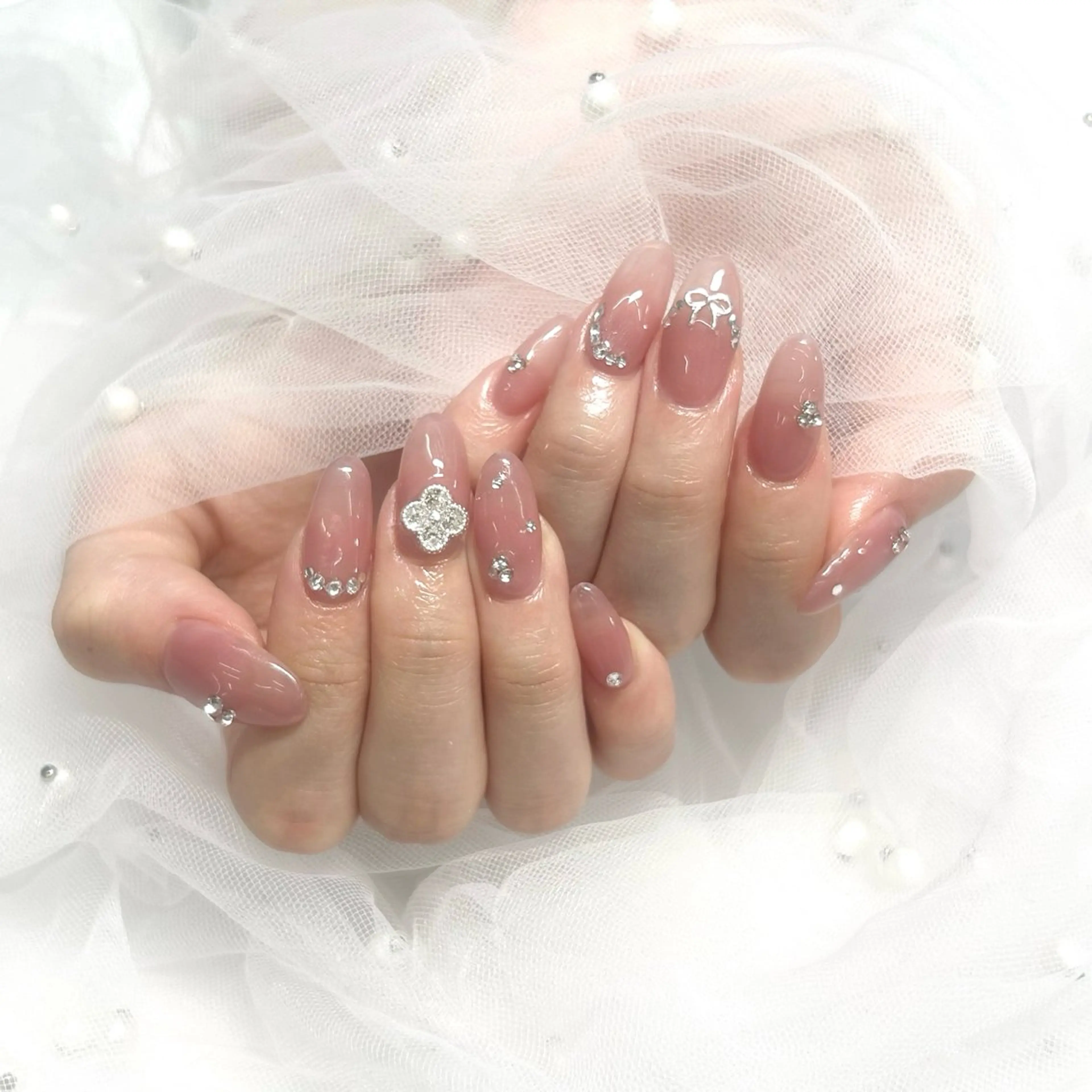 ネイル ハンドネイル hinata池袋 🌙WOLTOKYOのネイルデザイン