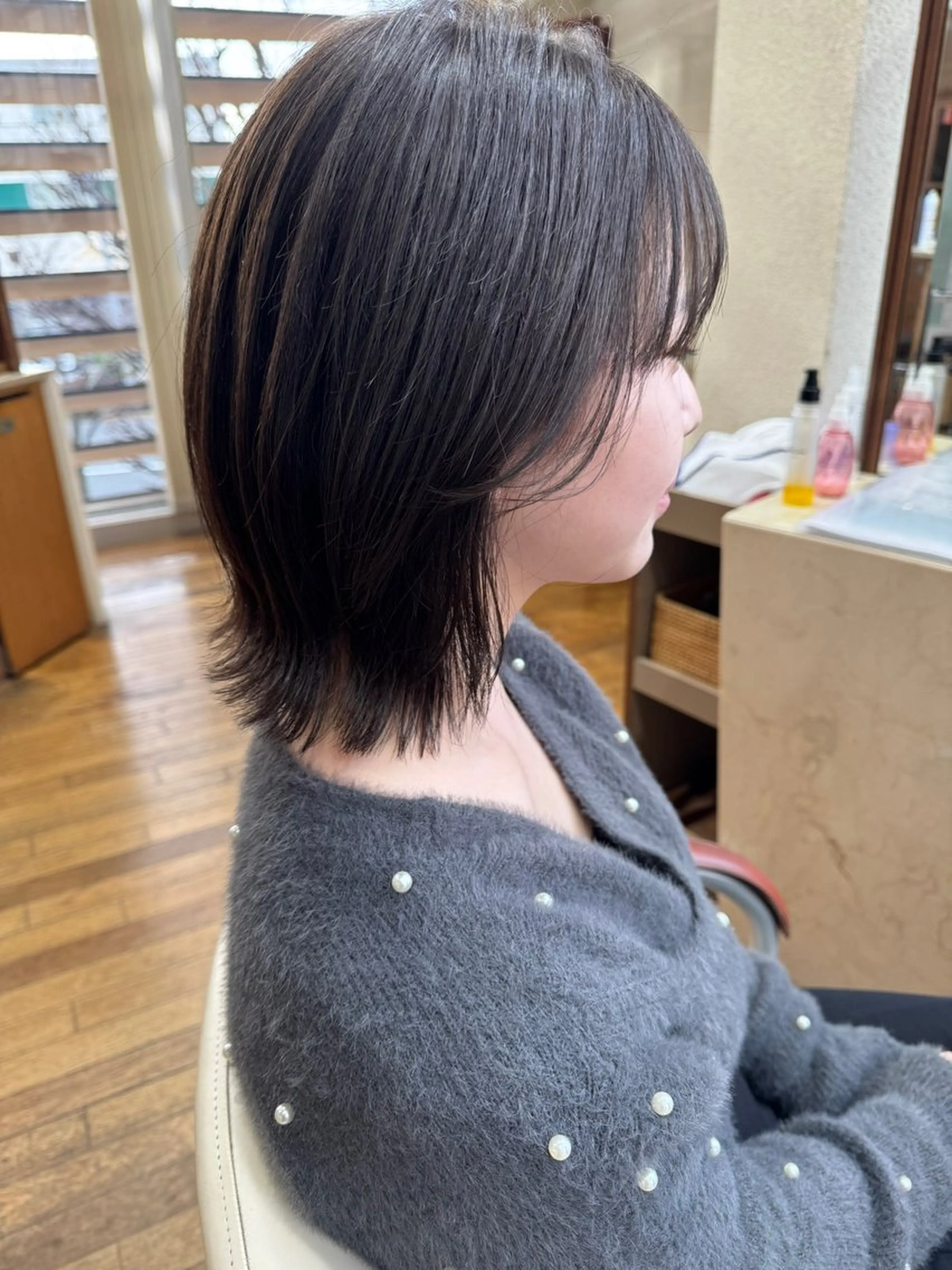 ミディアム 小平 琳のヘアスタイル