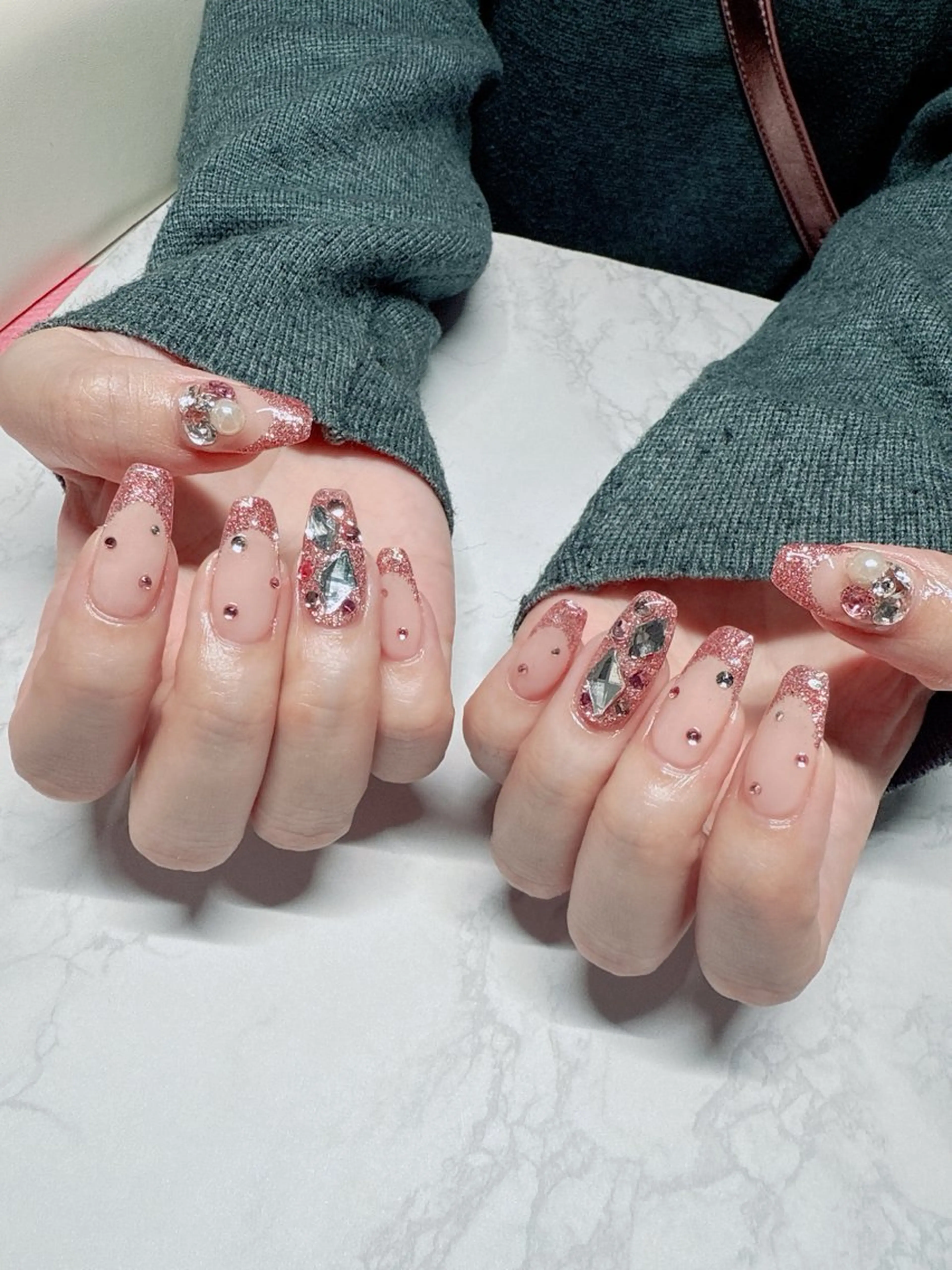 ネイル フレンチネイル ラメ(グリッター) ハンドネイル nailist SATO【銀座】のネイルデザイン