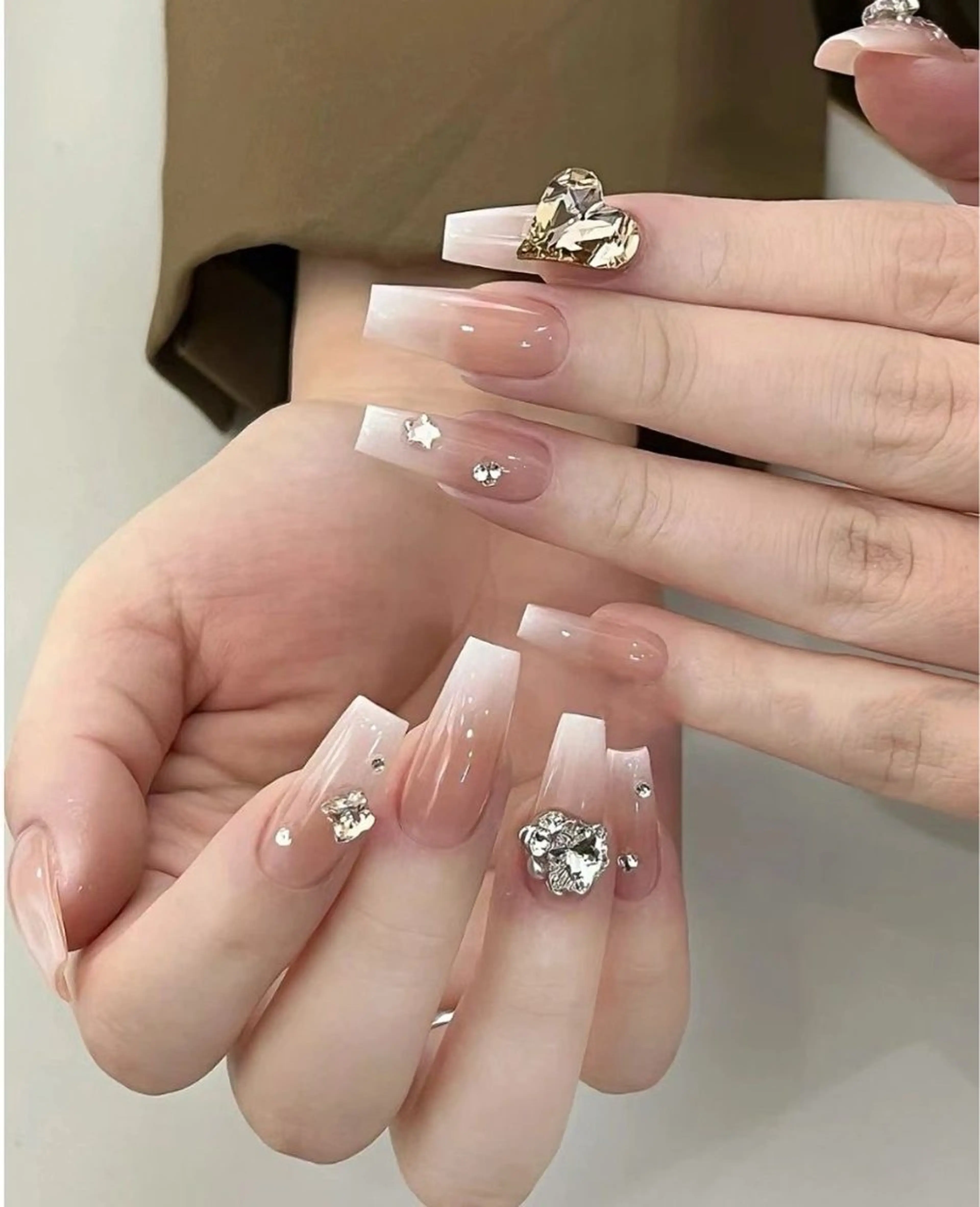 ネイル Glow Nail スカルプ専門店のネイルデザイン