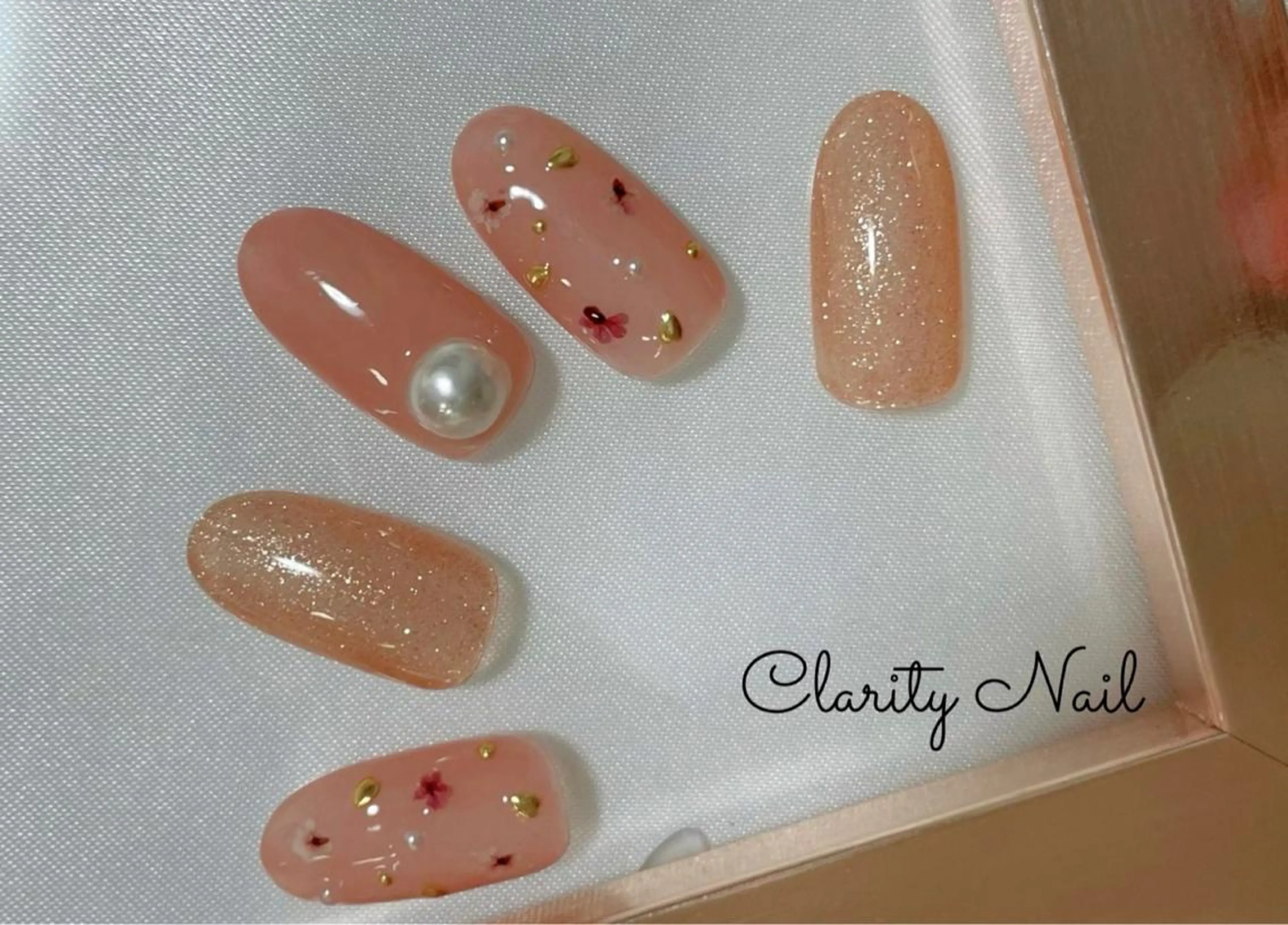 ネイル ハンドネイル Clarity Nailのネイルデザイン