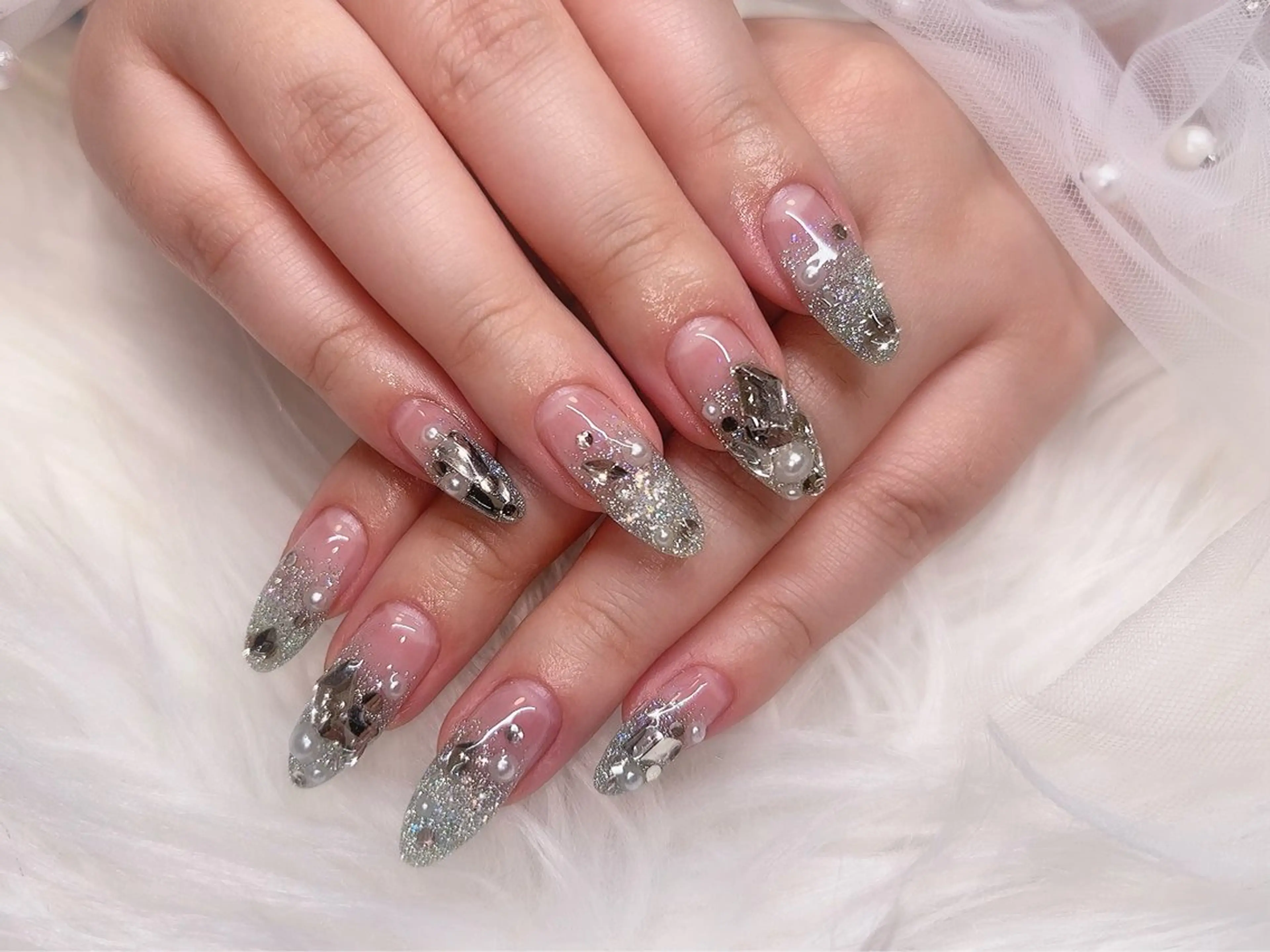 ネイル フラッシュネイル ストーンネイル Y. 🍒maki🍒ྀིのネイルデザイン