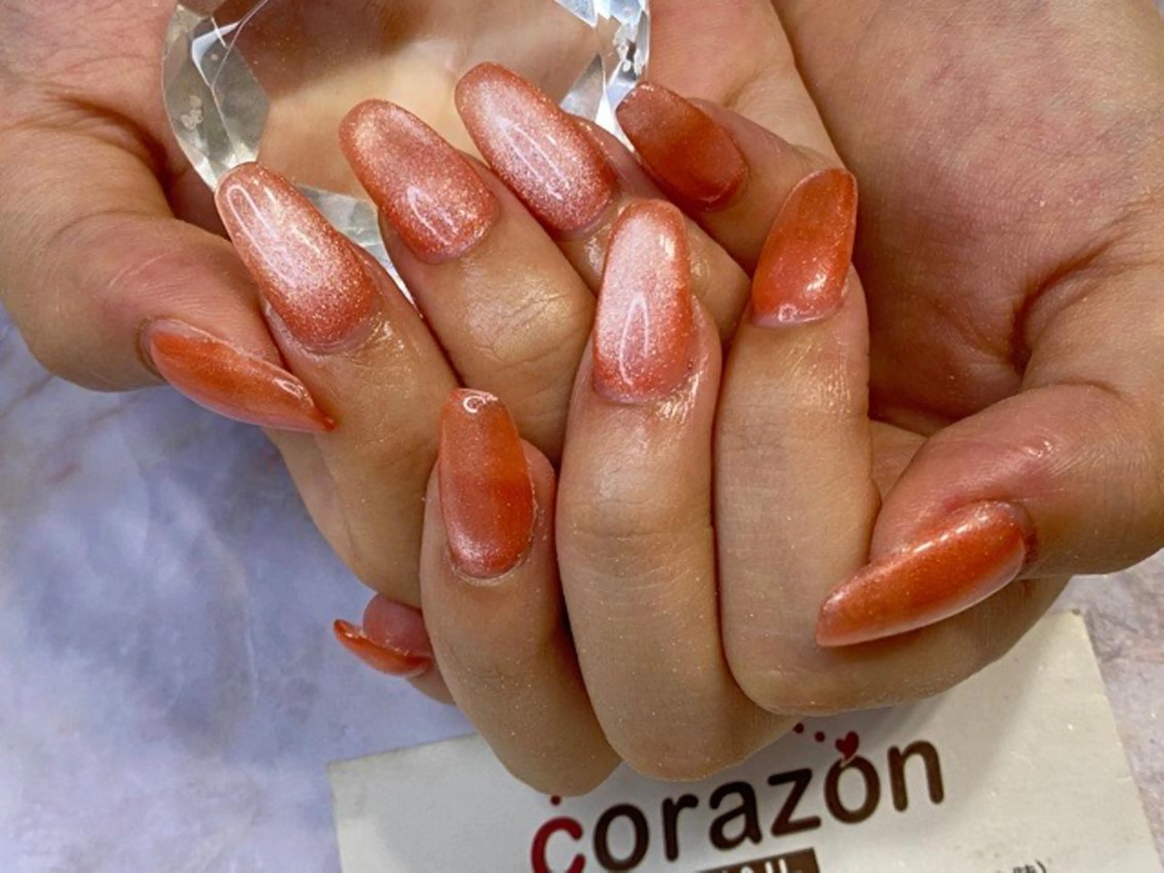 ネイル ジェルネイル マグネットネイル ワンカラーネイル ピンク ハンドネイル corazon所属・ネイリスト aicoのネイルデザイン