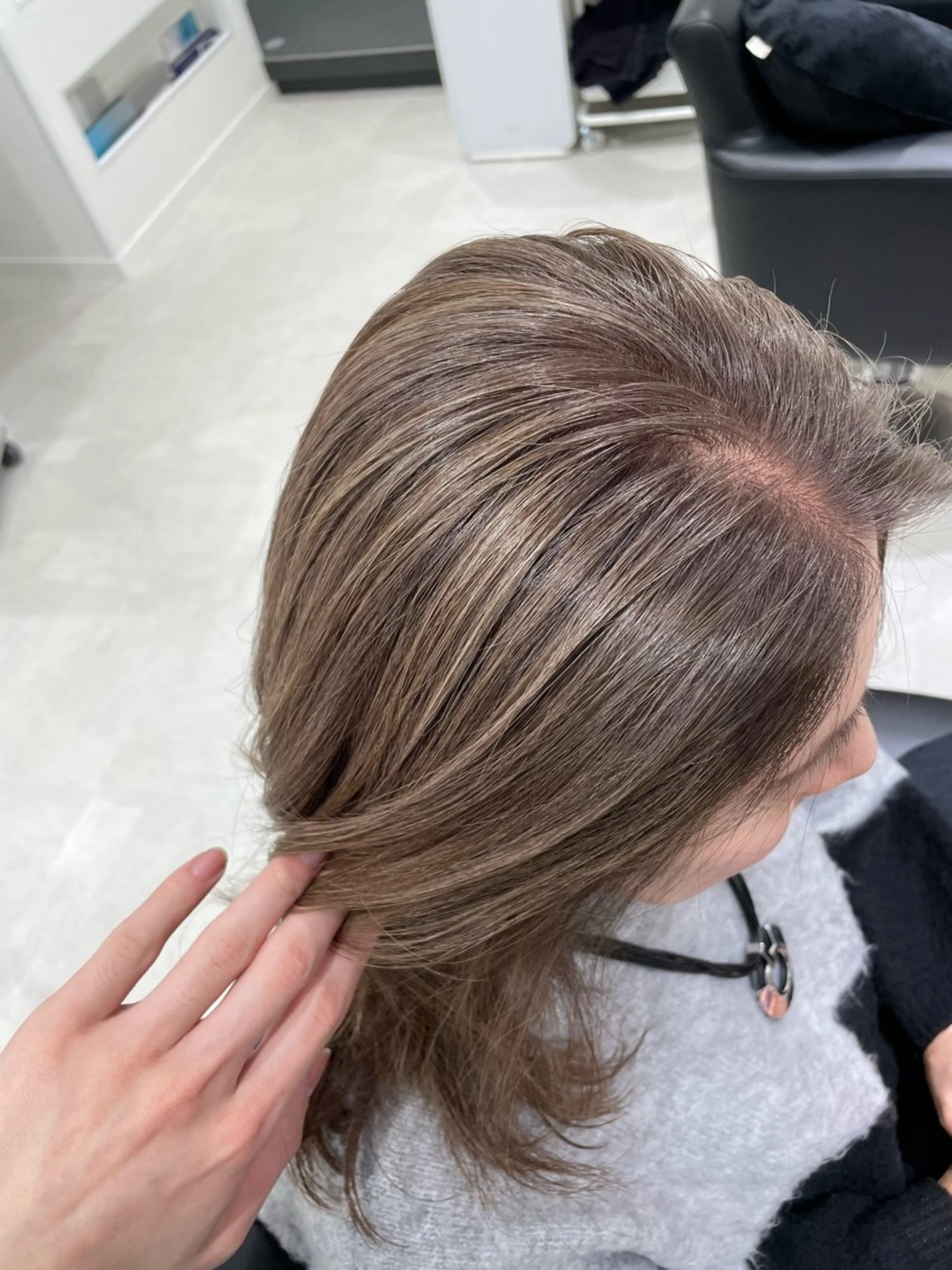 セミロング NORME/経堂 小西颯太のヘアスタイル