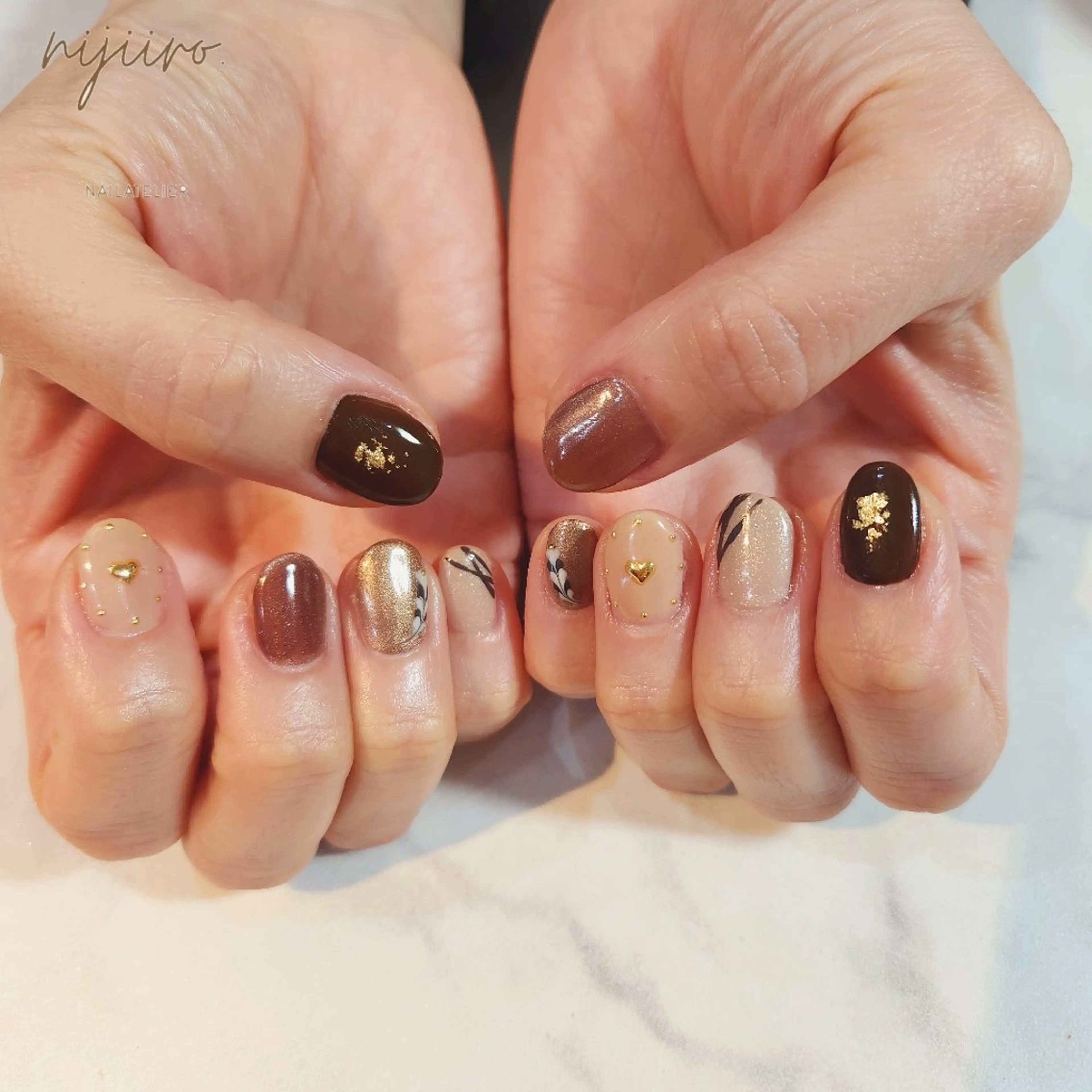 ネイル ハンドネイル nailatelier nijiiro.所属・nijiiro🌈 サトウのネイルデザイン