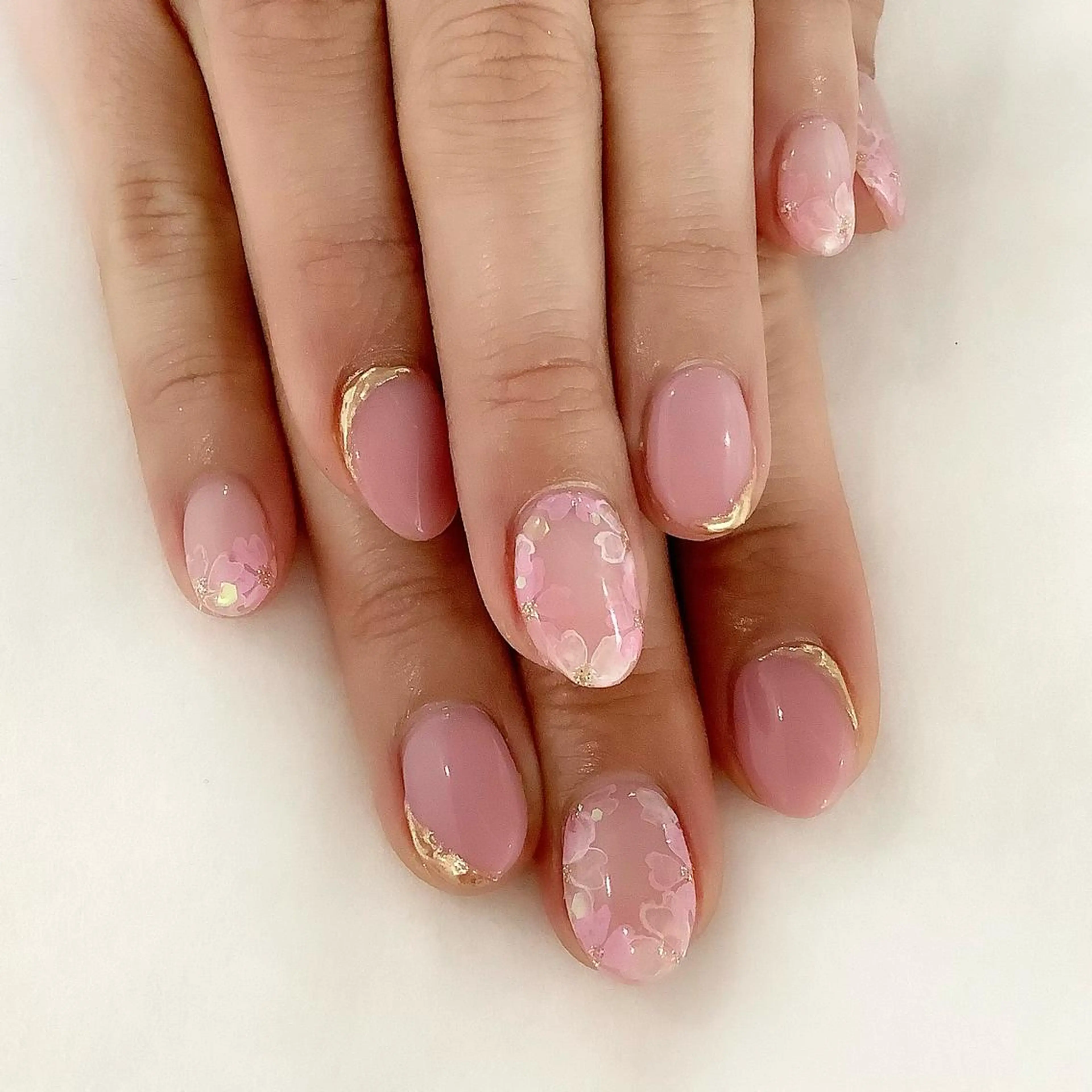 ネイル ハンドネイル 💎🐰 saki. m 🐰💎のネイルデザイン